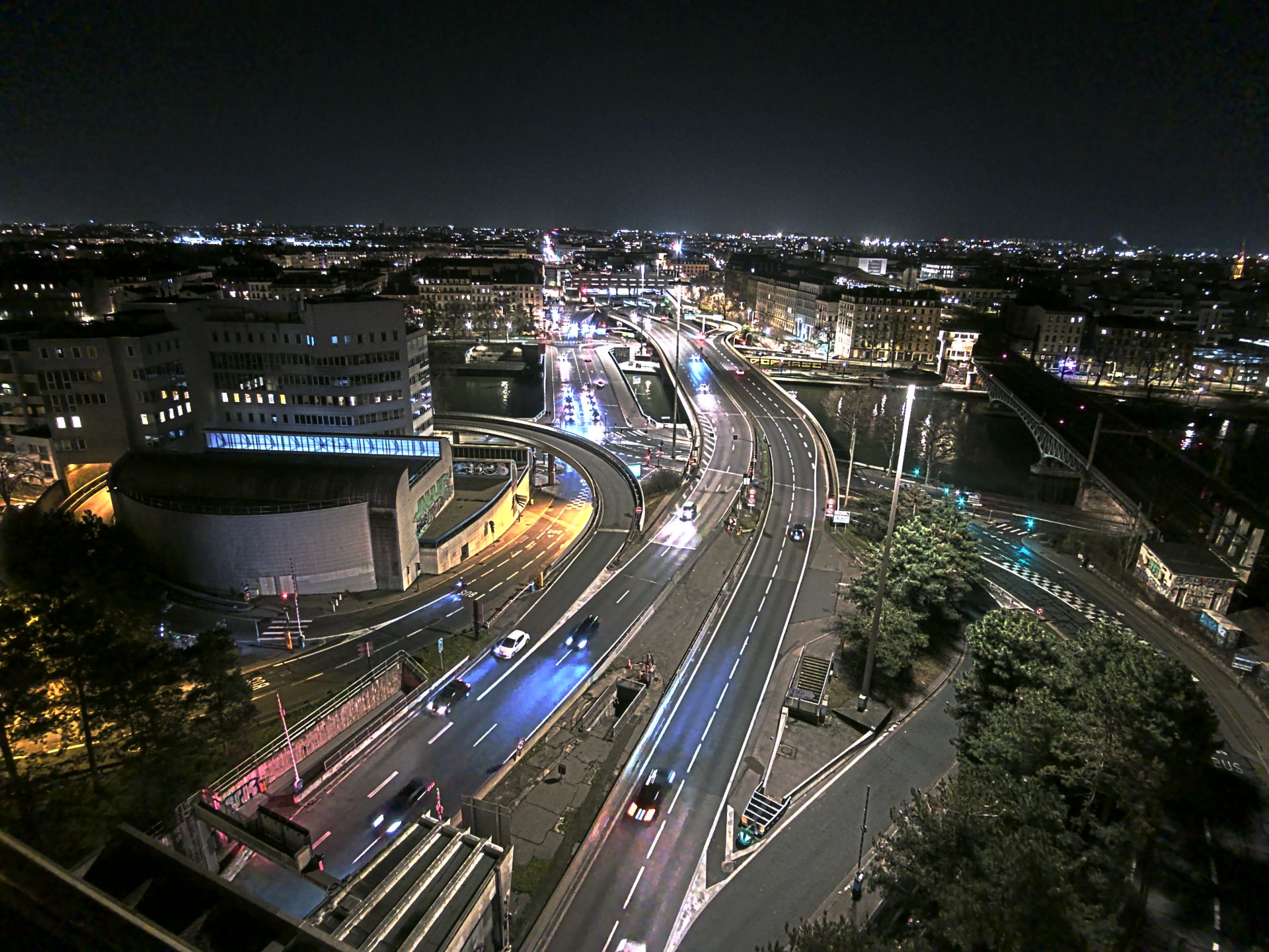 Caméra autoroute à Lyon Perrache à l'entrée Sud du Tunnel sous Fourvière, en direction de Marseille