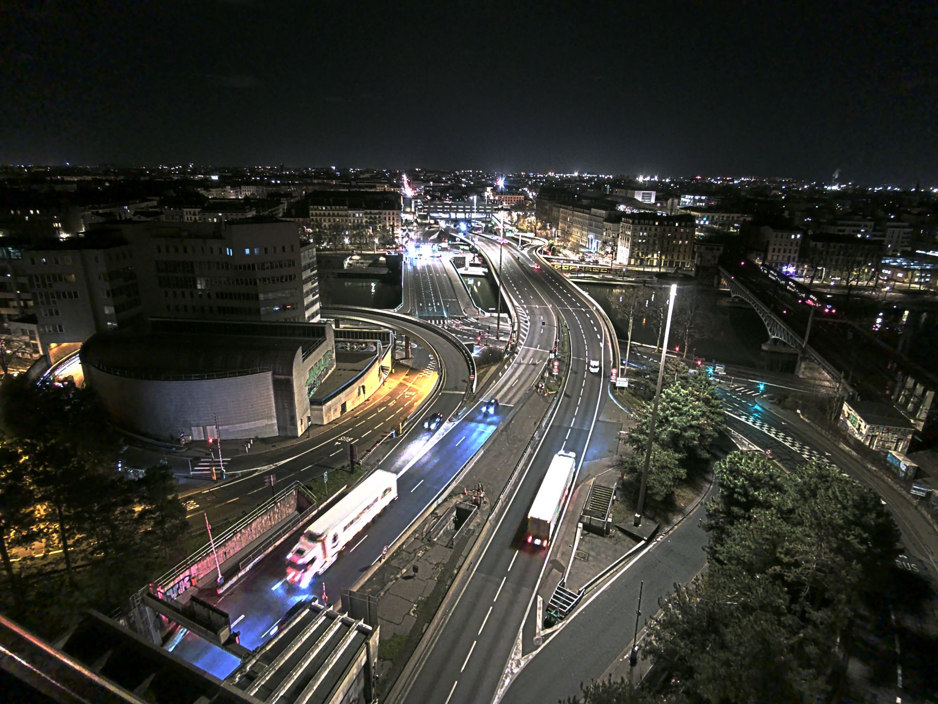 Caméra autoroute à Lyon Perrache à l'entrée Sud du Tunnel sous Fourvière, en direction de Marseille