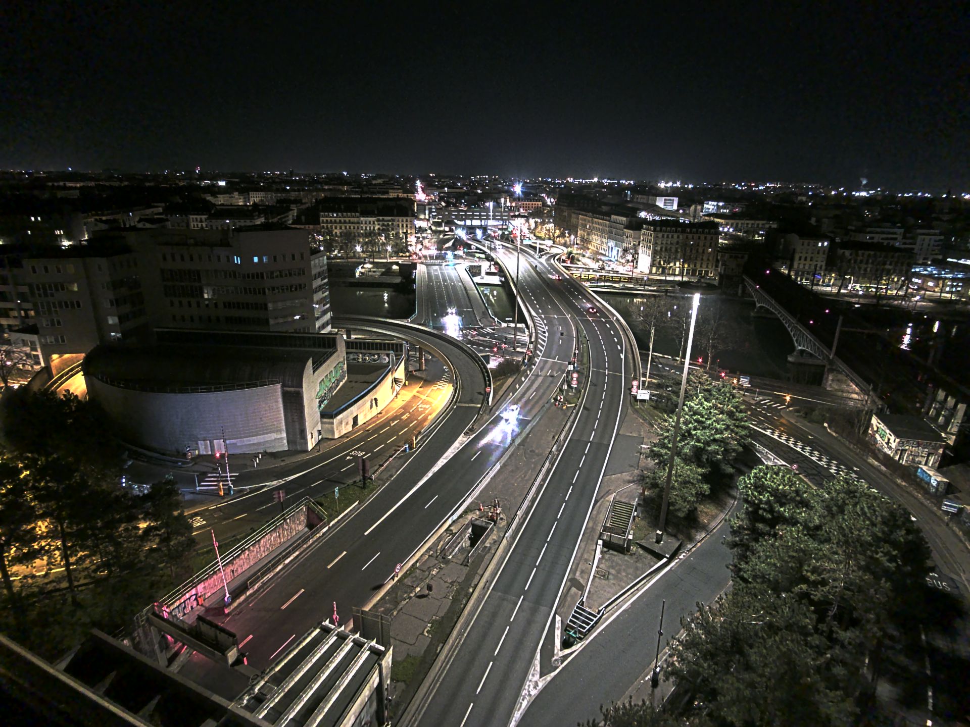 Caméra autoroute à Lyon Perrache à l'entrée Sud du Tunnel sous Fourvière, en direction de Marseille