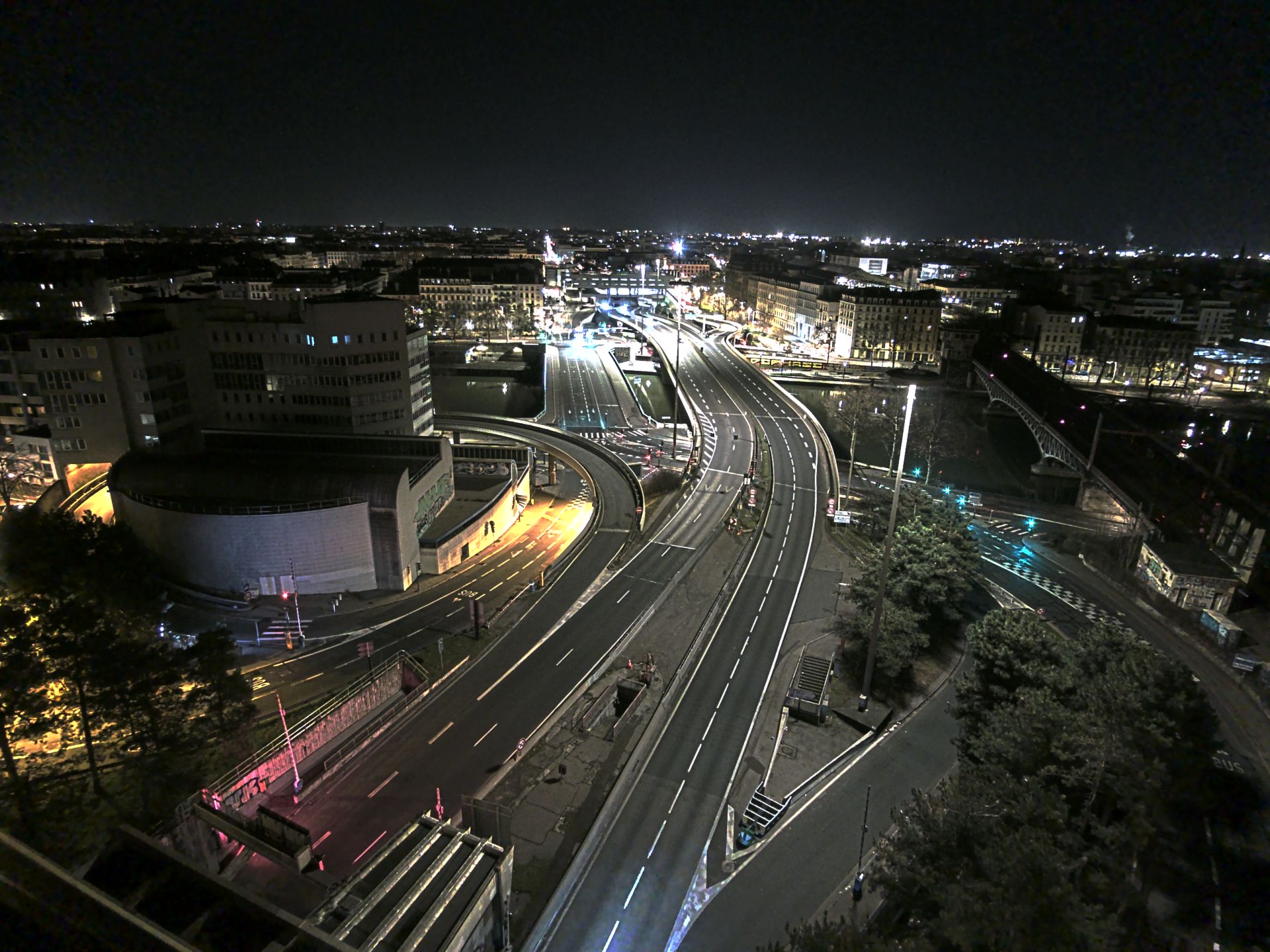 Caméra autoroute à Lyon Perrache à l'entrée Sud du Tunnel sous Fourvière, en direction de Marseille