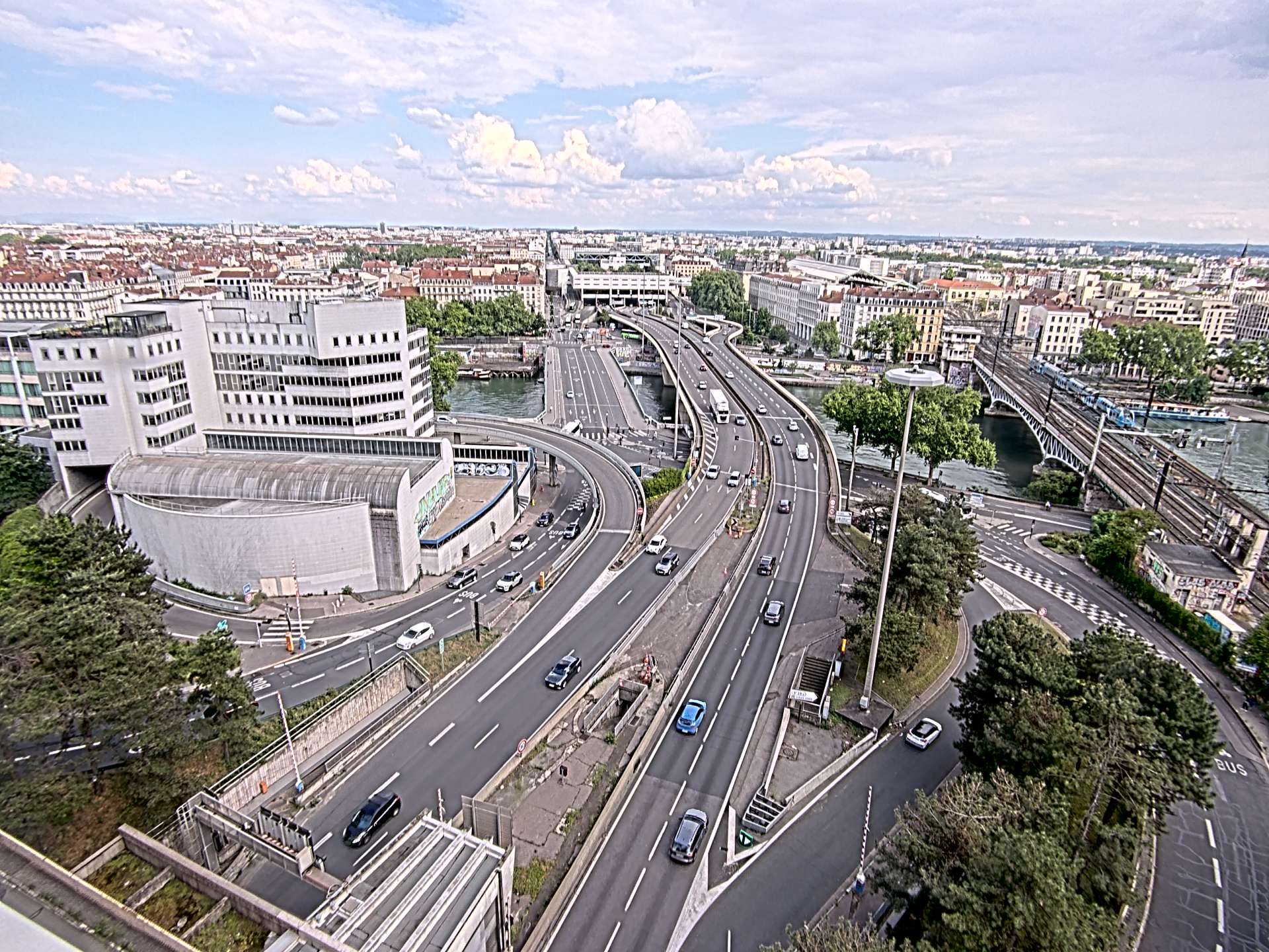 Caméra autoroute à Lyon Perrache à l'entrée Sud du Tunnel sous Fourvière, en direction de Marseille