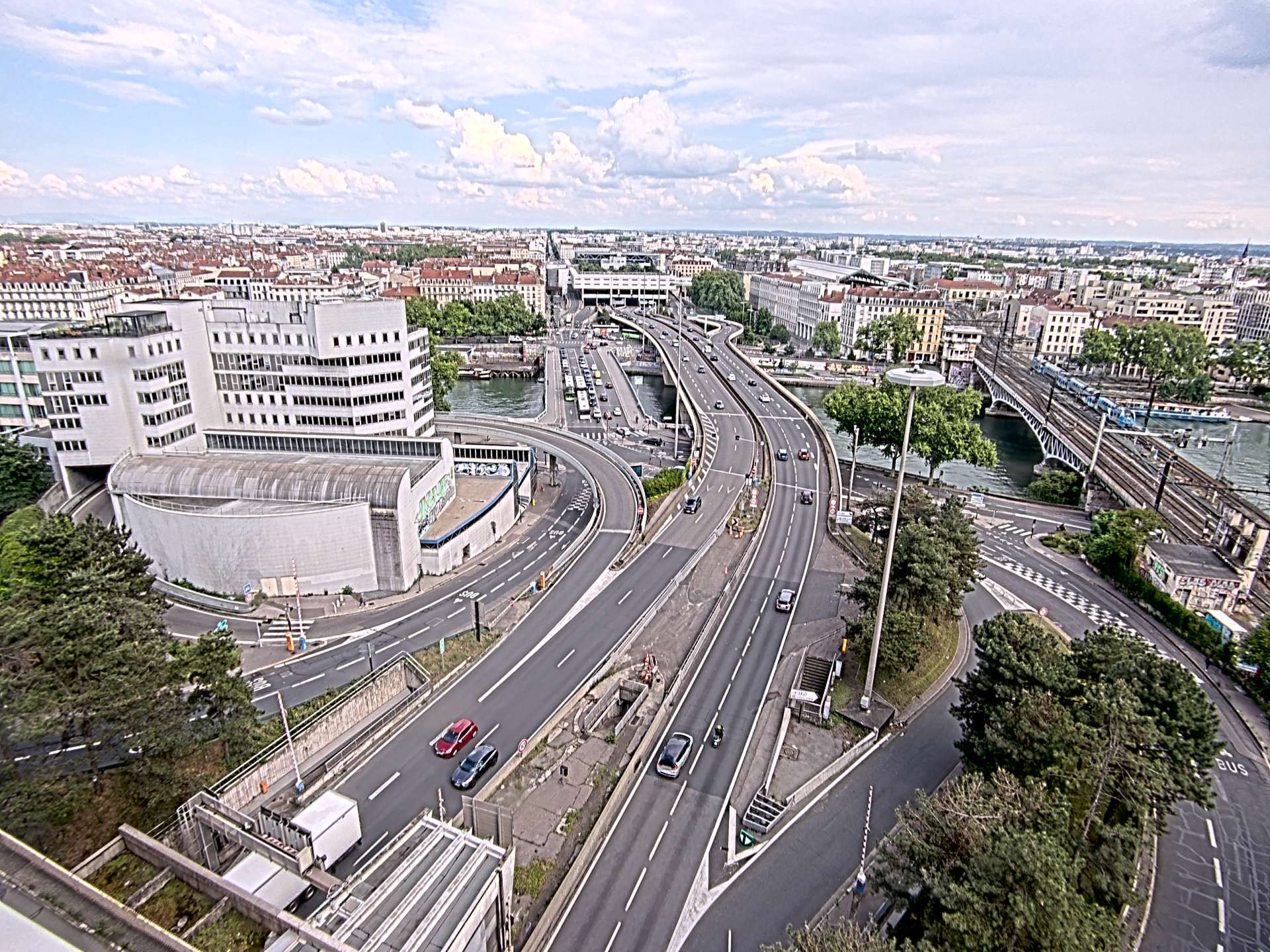 Caméra autoroute à Lyon Perrache à l'entrée Sud du Tunnel sous Fourvière, en direction de Marseille