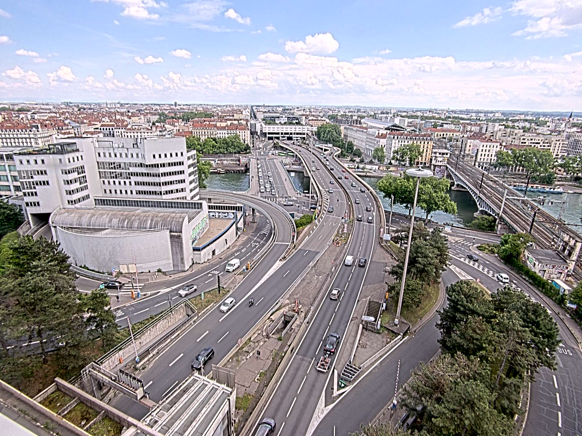 Caméra autoroute à Lyon Perrache à l'entrée Sud du Tunnel sous Fourvière, en direction de Marseille