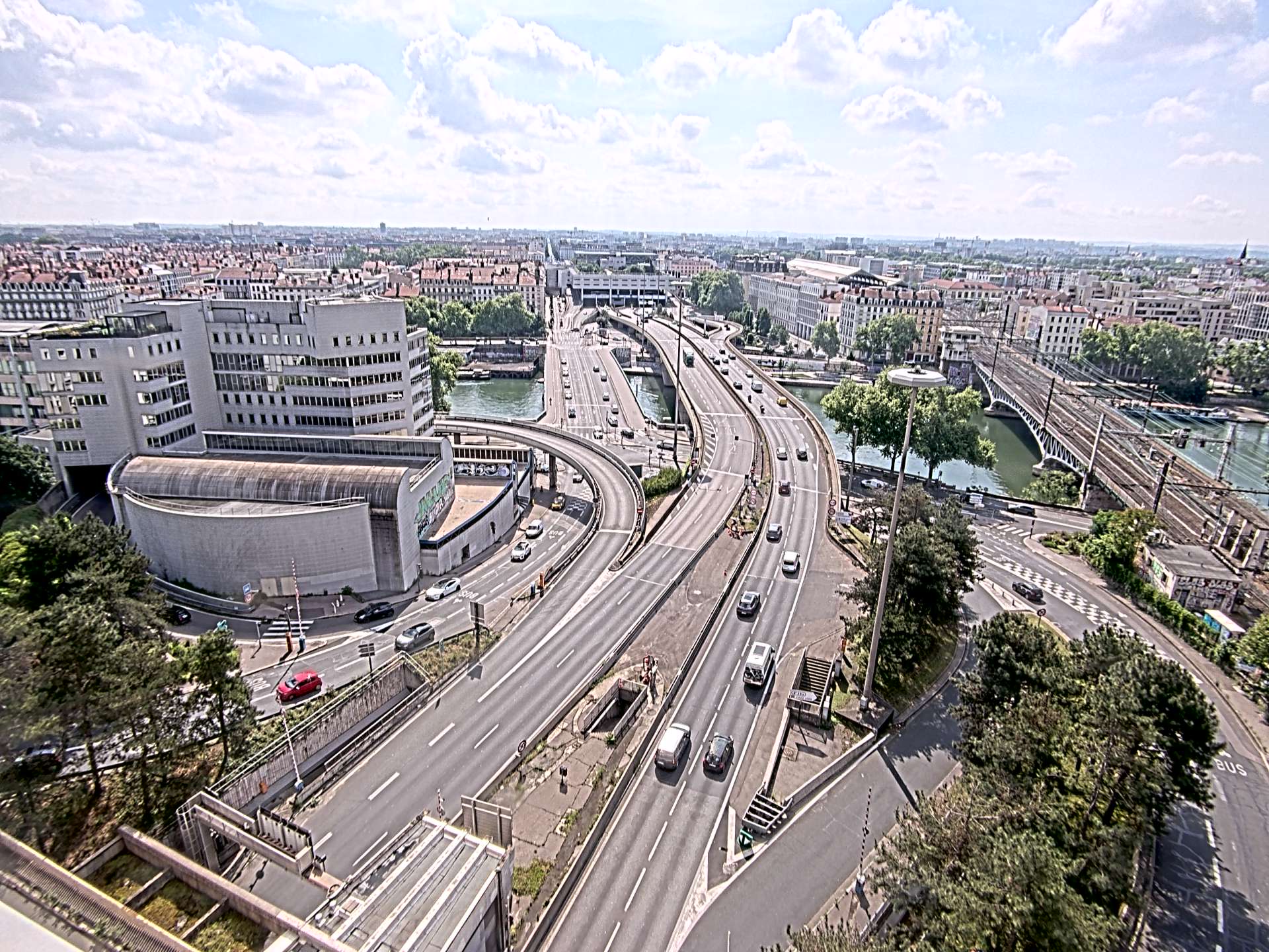 Caméra autoroute à Lyon Perrache à l'entrée Sud du Tunnel sous Fourvière, en direction de Marseille