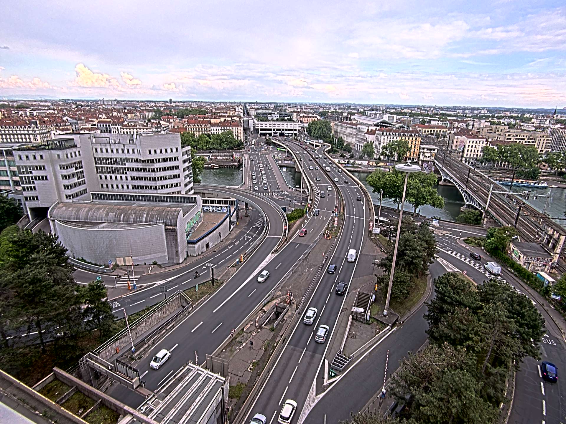 Caméra autoroute à Lyon Perrache à l'entrée Sud du Tunnel sous Fourvière, en direction de Marseille