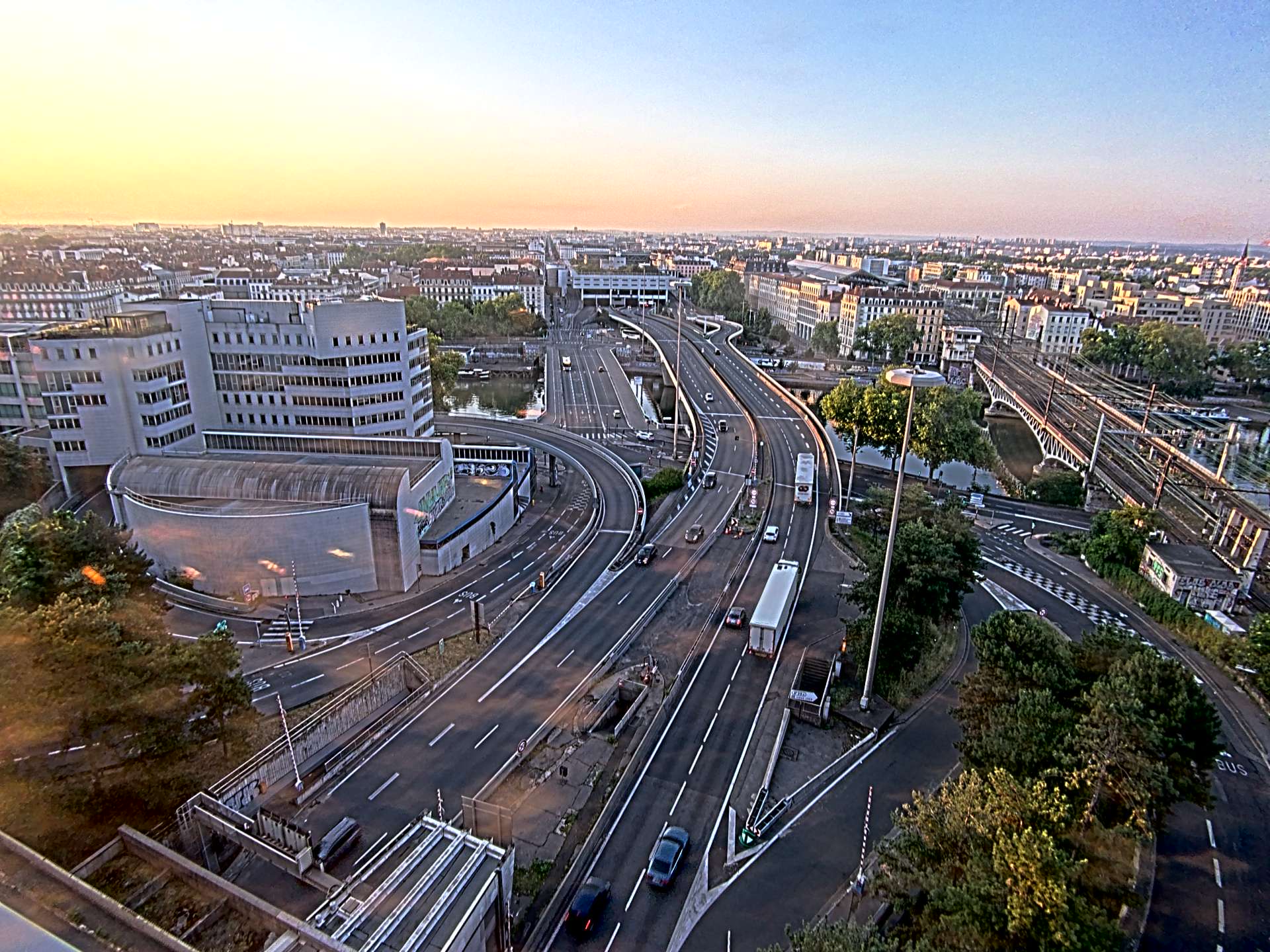 Caméra autoroute à Lyon Perrache à l'entrée Sud du Tunnel sous Fourvière, en direction de Marseille