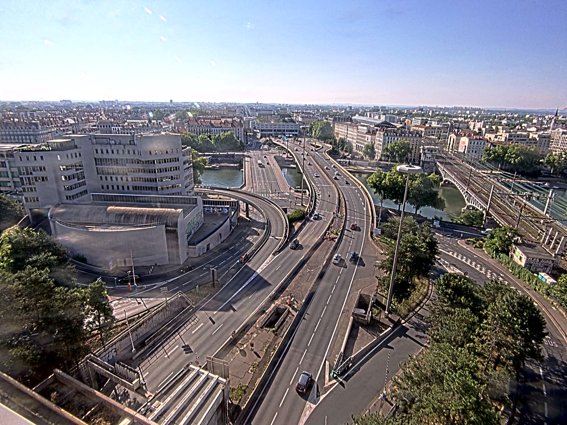 Caméra autoroute à Lyon Perrache à l'entrée Sud du Tunnel sous Fourvière, en direction de Marseille