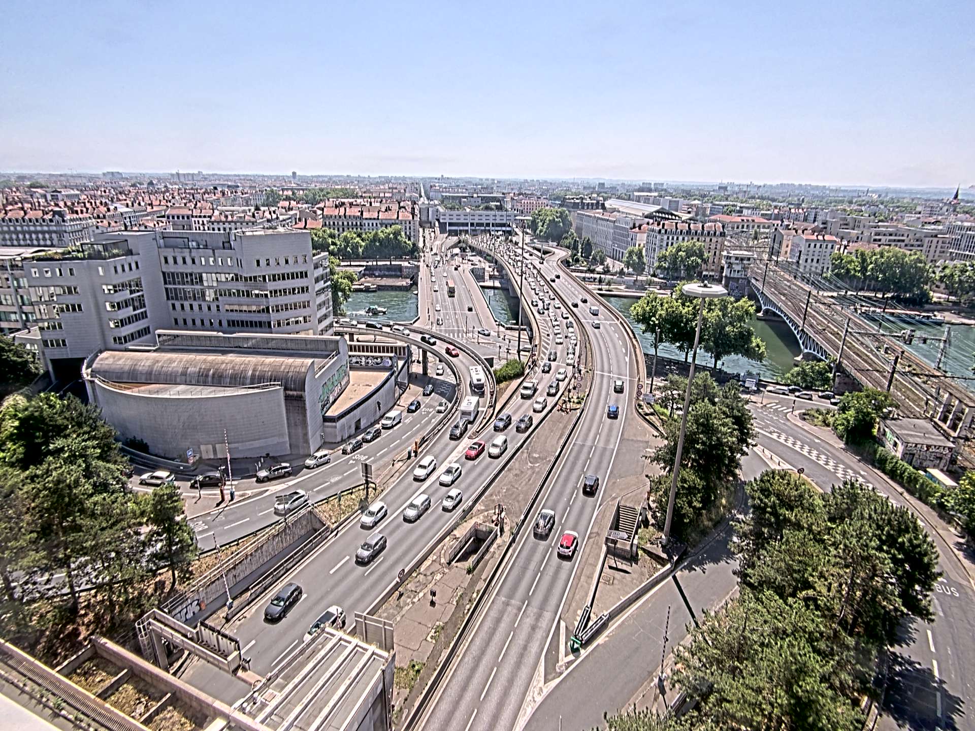 Caméra autoroute à Lyon Perrache à l'entrée Sud du Tunnel sous Fourvière, en direction de Marseille