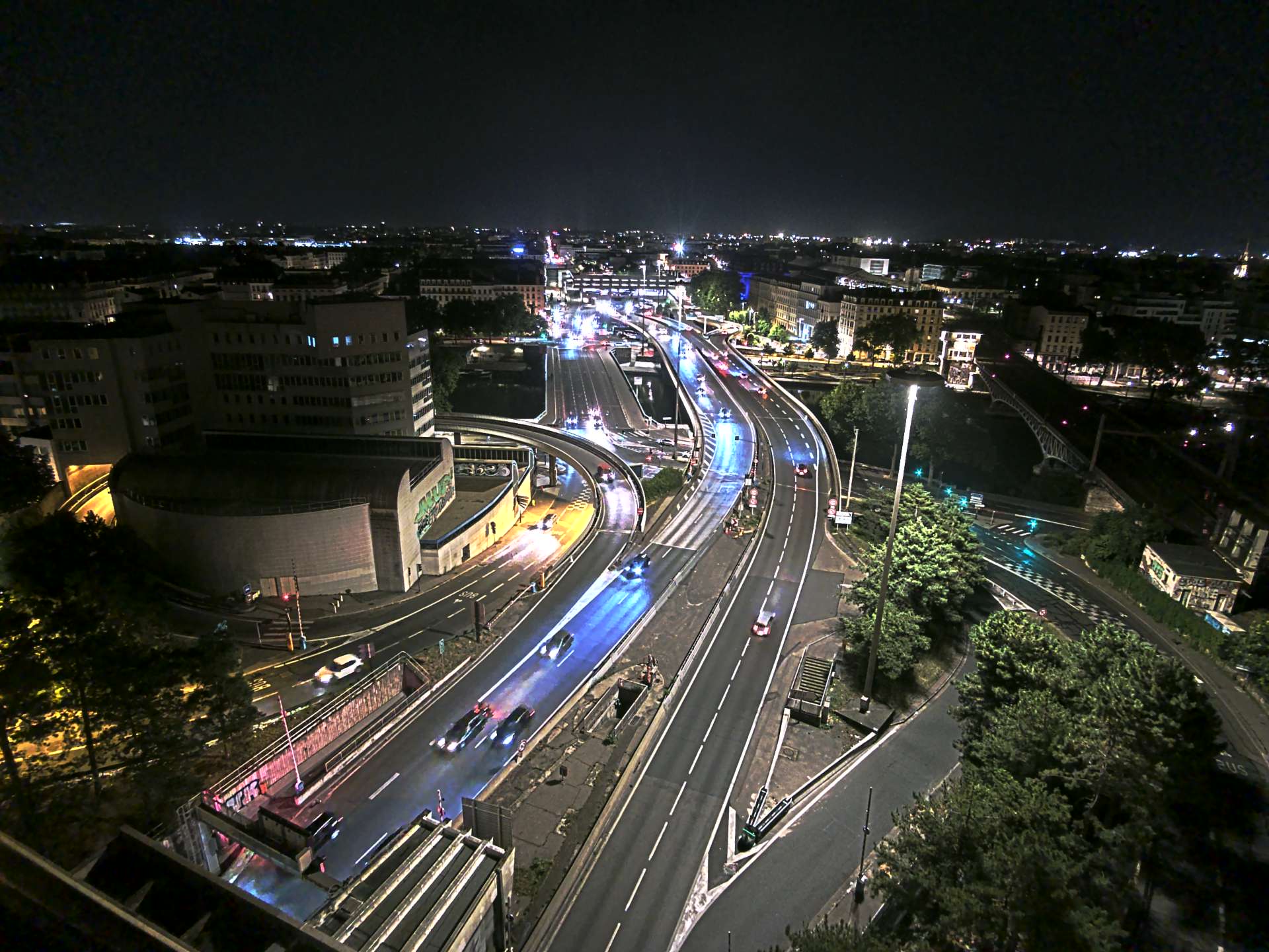 Caméra autoroute à Lyon Perrache à l'entrée Sud du Tunnel sous Fourvière, en direction de Marseille