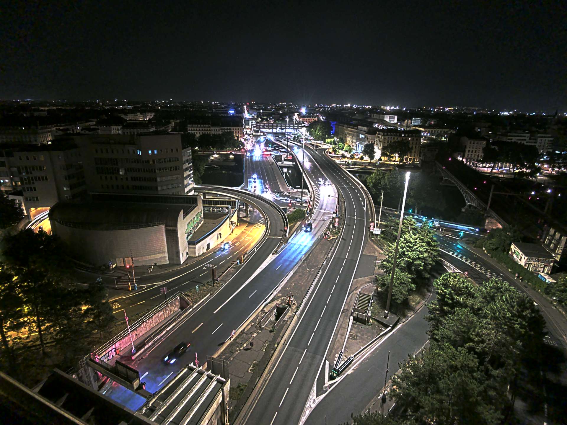 Caméra autoroute à Lyon Perrache à l'entrée Sud du Tunnel sous Fourvière, en direction de Marseille