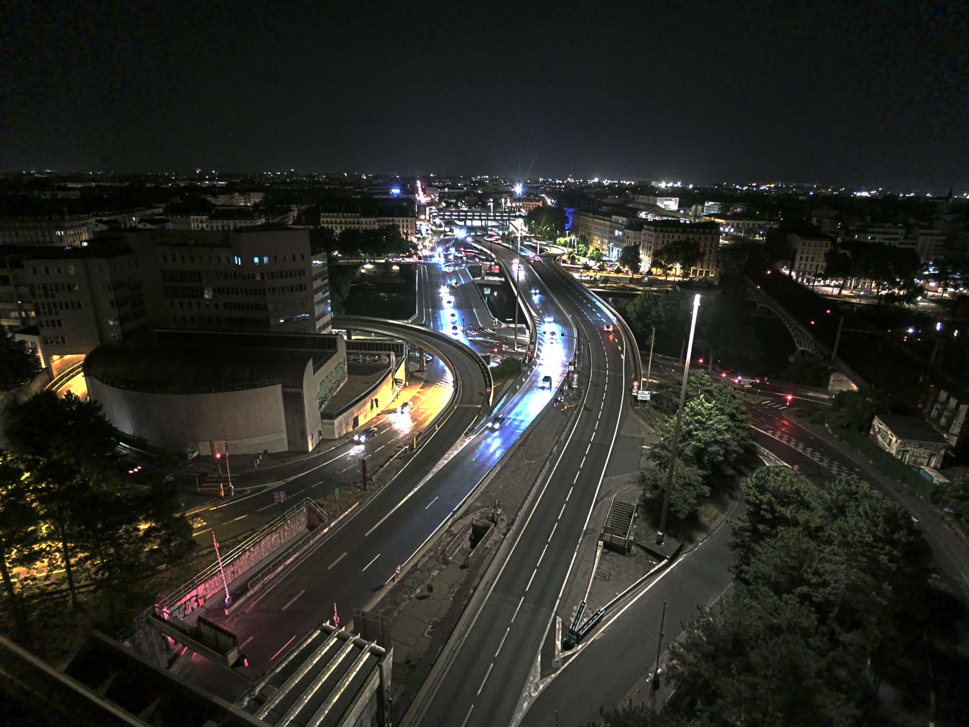 Caméra autoroute à Lyon Perrache à l'entrée Sud du Tunnel sous Fourvière, en direction de Marseille
