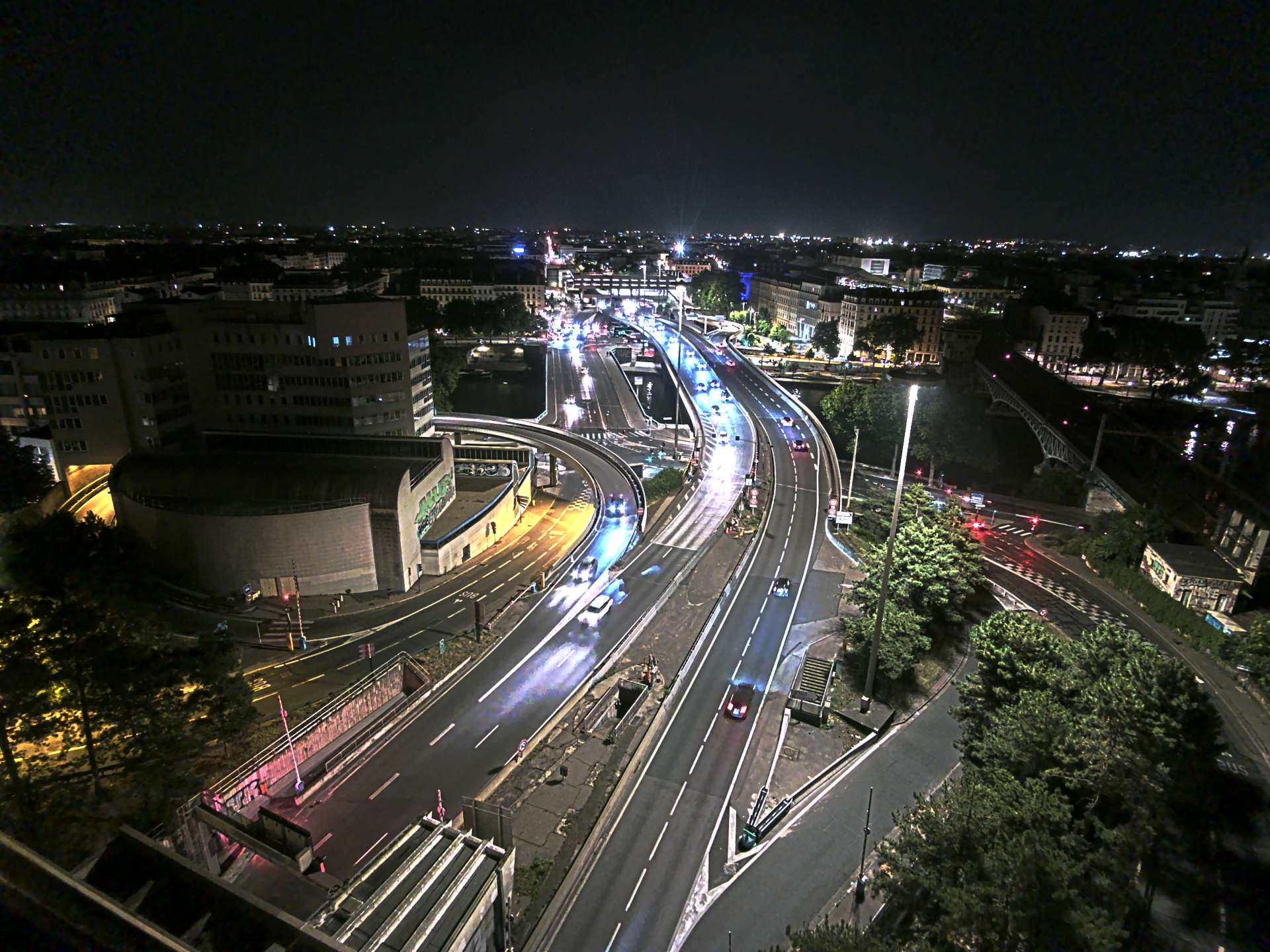 Caméra autoroute à Lyon Perrache à l'entrée Sud du Tunnel sous Fourvière, en direction de Marseille