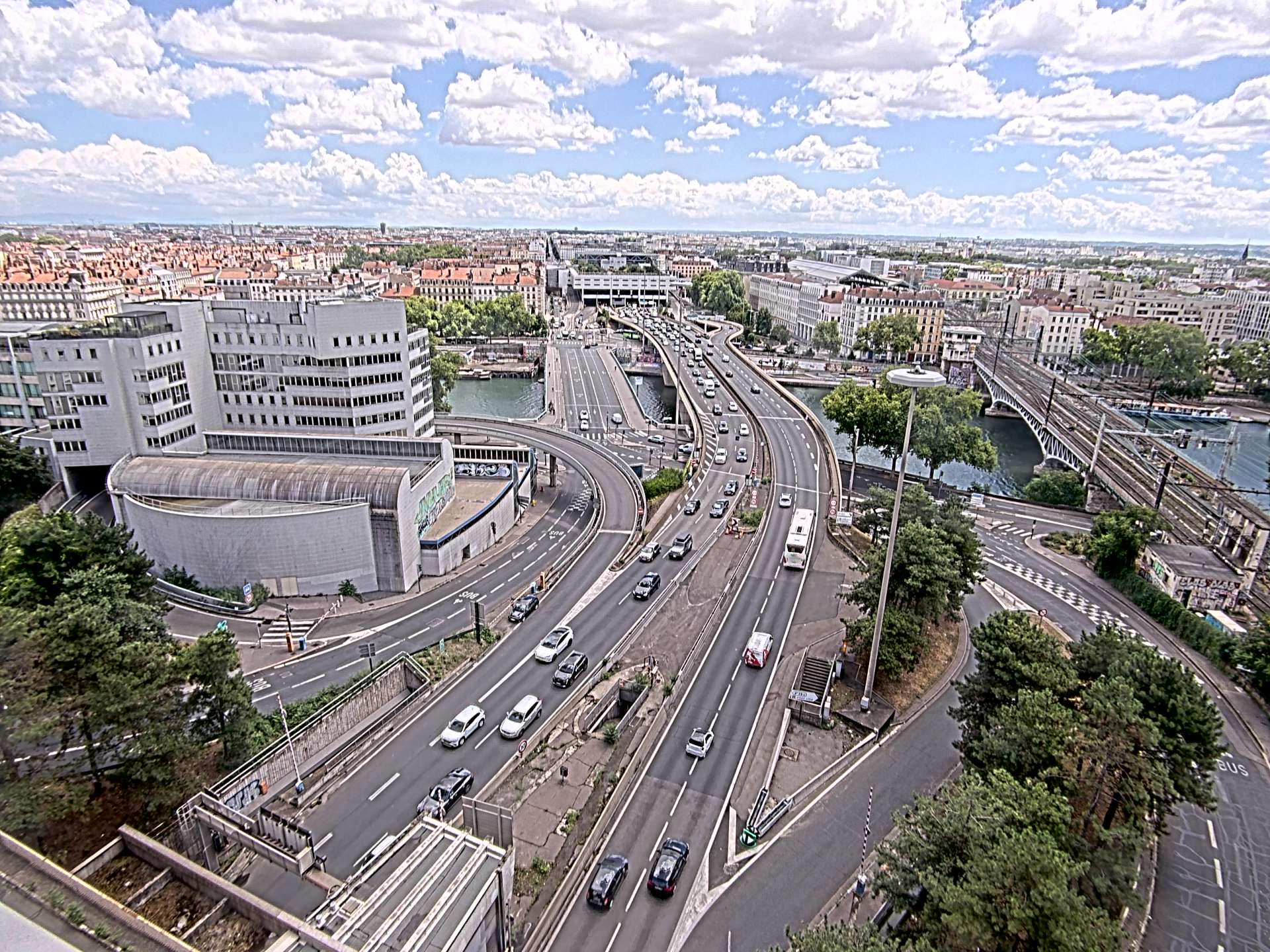 Caméra autoroute à Lyon Perrache à l'entrée Sud du Tunnel sous Fourvière, en direction de Marseille