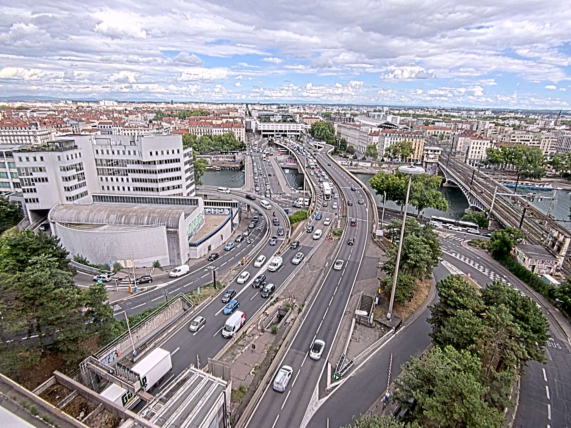 Caméra autoroute à Lyon Perrache à l'entrée Sud du Tunnel sous Fourvière, en direction de Marseille