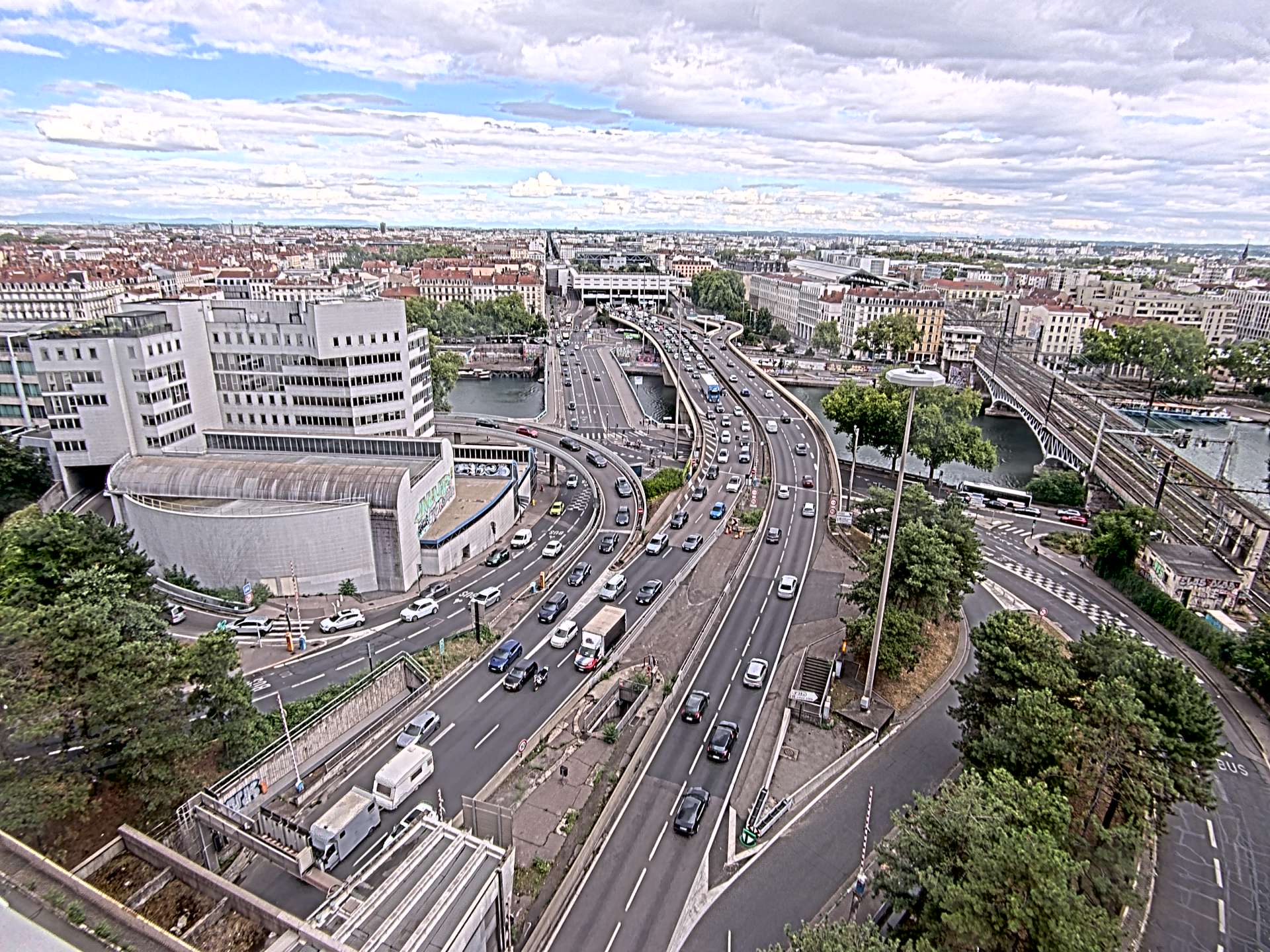 Caméra autoroute à Lyon Perrache à l'entrée Sud du Tunnel sous Fourvière, en direction de Marseille