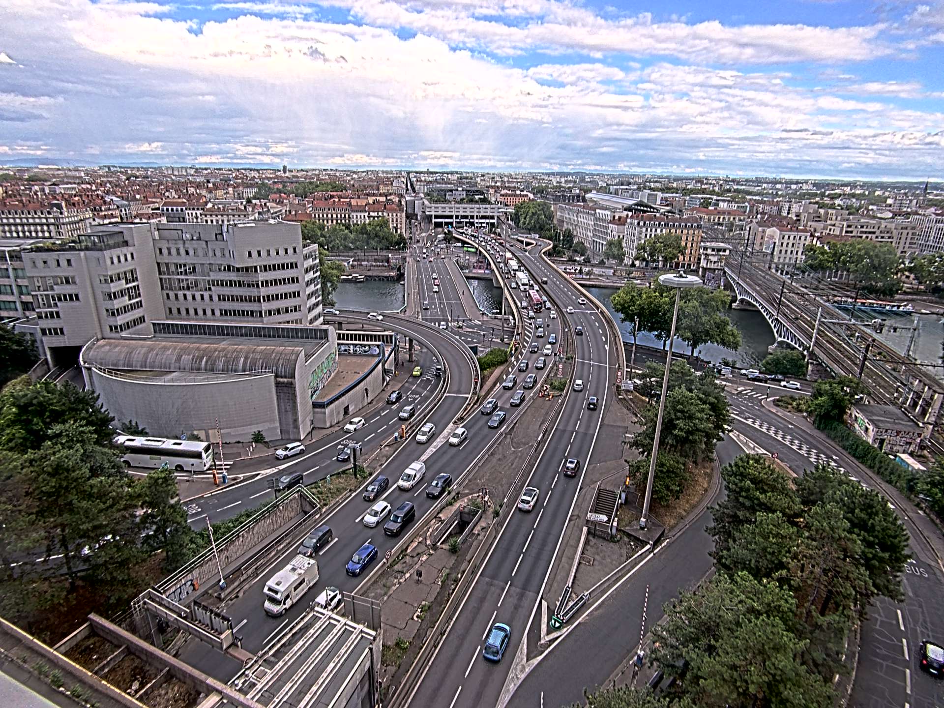 Caméra autoroute à Lyon Perrache à l'entrée Sud du Tunnel sous Fourvière, en direction de Marseille