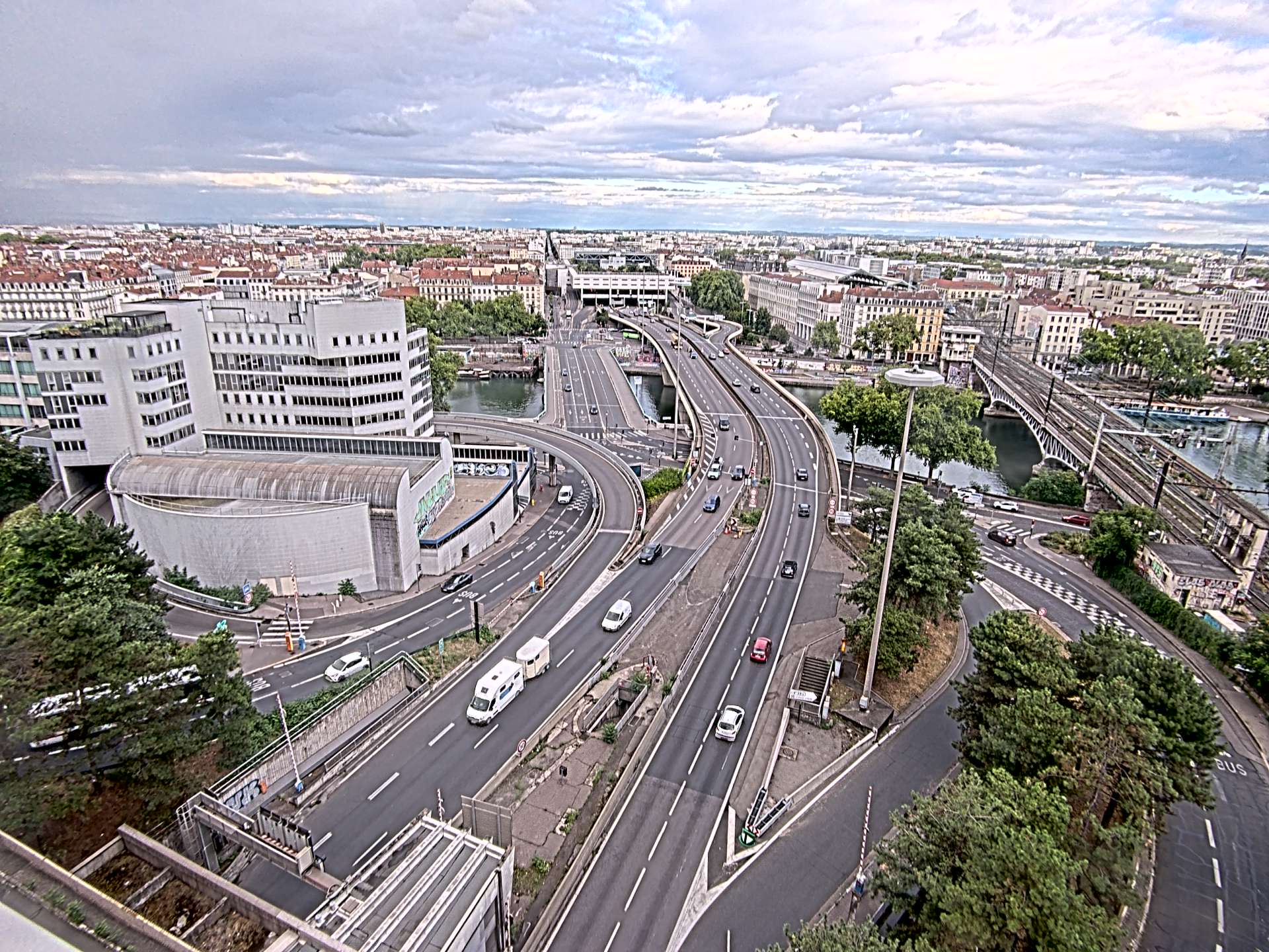 Caméra autoroute à Lyon Perrache à l'entrée Sud du Tunnel sous Fourvière, en direction de Marseille