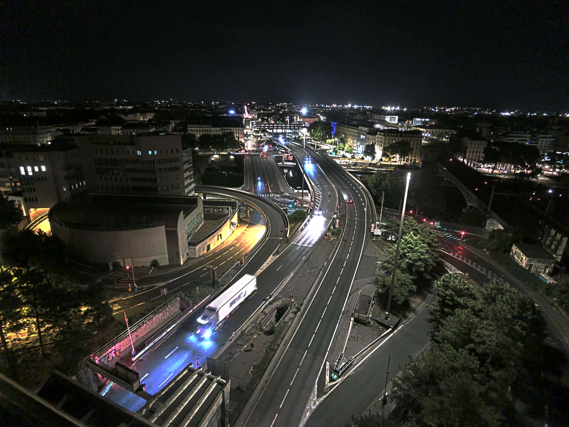 Caméra autoroute à Lyon Perrache à l'entrée Sud du Tunnel sous Fourvière, en direction de Marseille