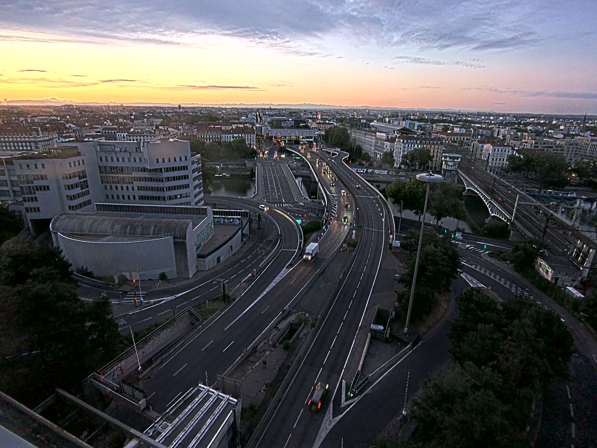 Caméra autoroute à Lyon Perrache à l'entrée Sud du Tunnel sous Fourvière, en direction de Marseille