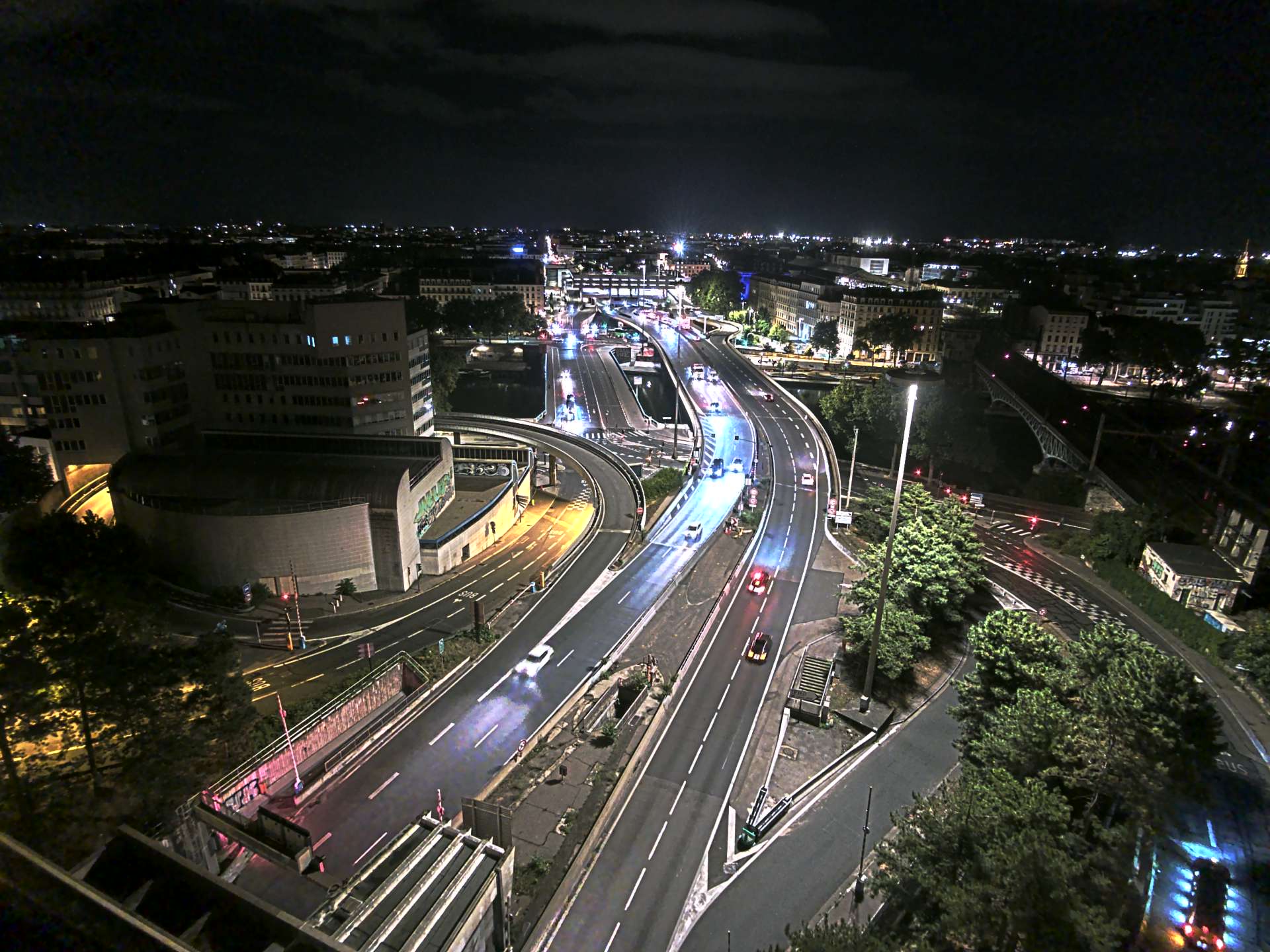Caméra autoroute à Lyon Perrache à l'entrée Sud du Tunnel sous Fourvière, en direction de Marseille