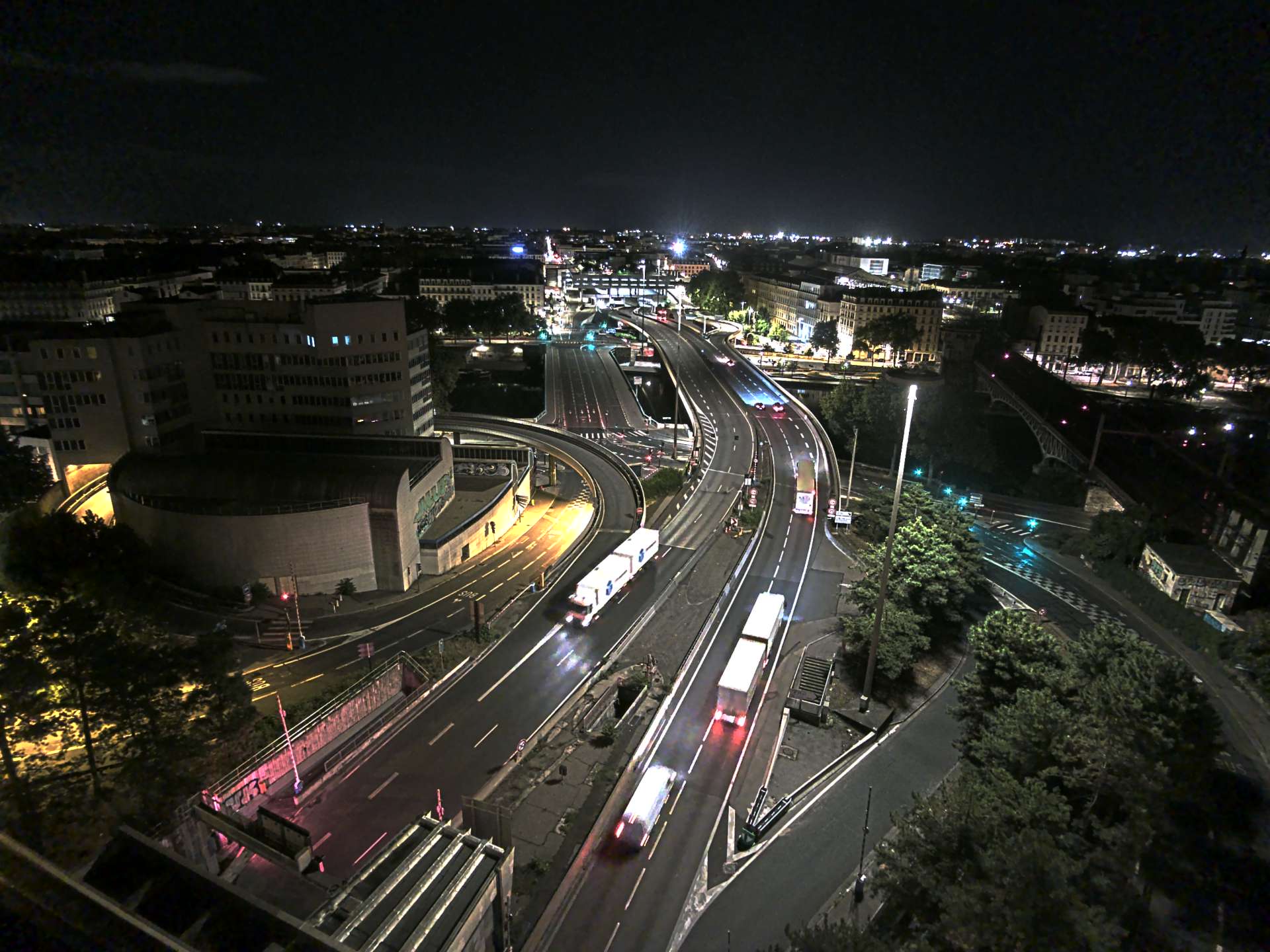 Caméra autoroute à Lyon Perrache à l'entrée Sud du Tunnel sous Fourvière, en direction de Marseille