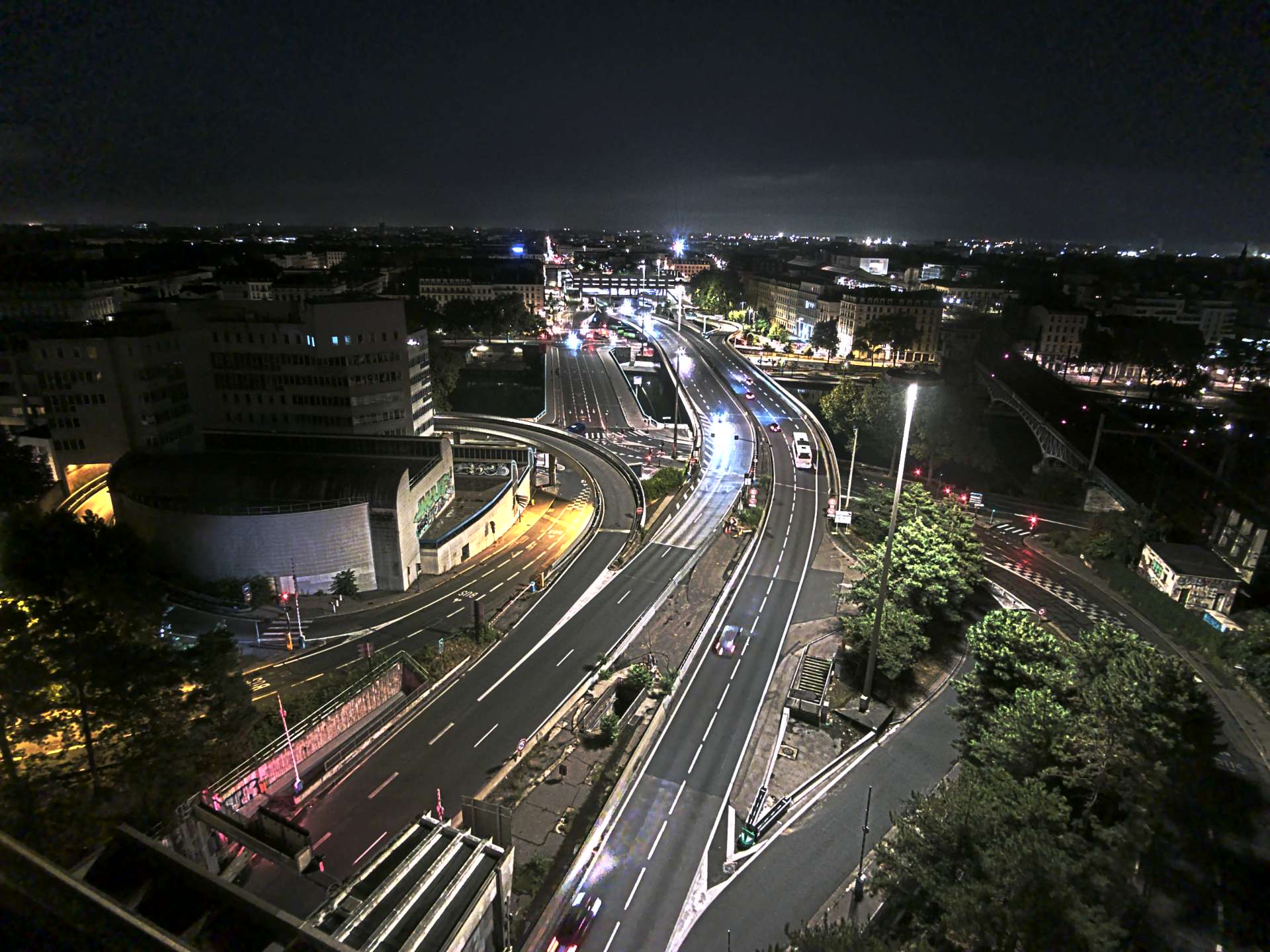 Caméra autoroute à Lyon Perrache à l'entrée Sud du Tunnel sous Fourvière, en direction de Marseille