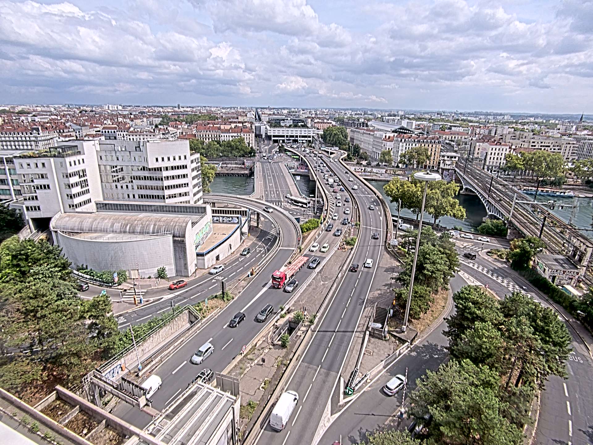 Caméra autoroute à Lyon Perrache à l'entrée Sud du Tunnel sous Fourvière, en direction de Marseille