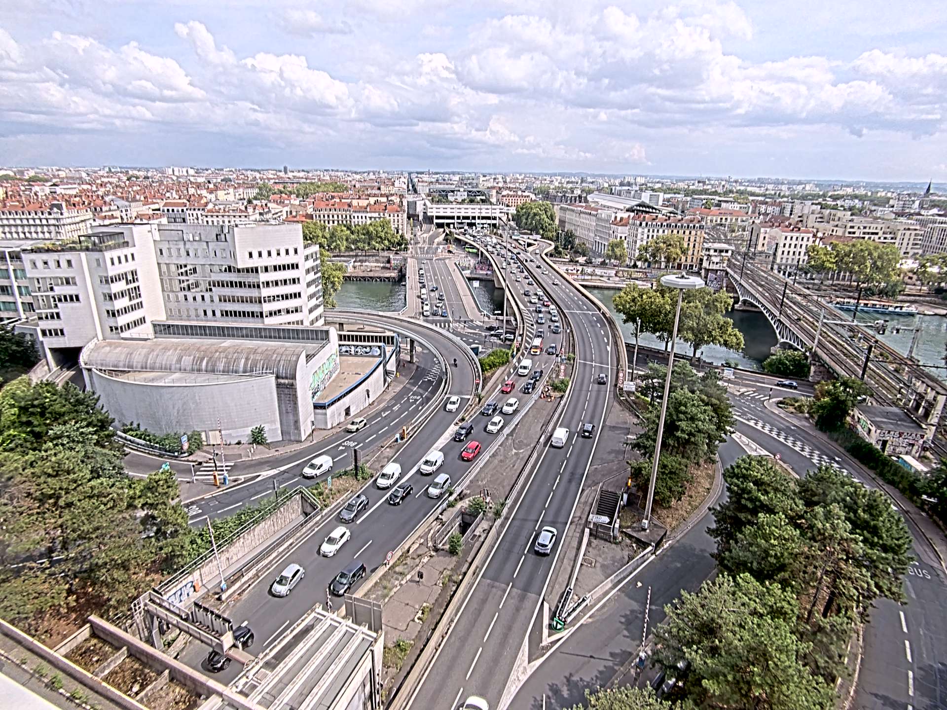 Caméra autoroute à Lyon Perrache à l'entrée Sud du Tunnel sous Fourvière, en direction de Marseille