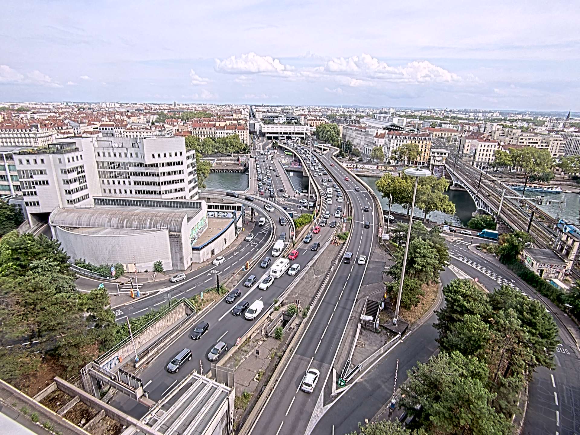 Caméra autoroute à Lyon Perrache à l'entrée Sud du Tunnel sous Fourvière, en direction de Marseille