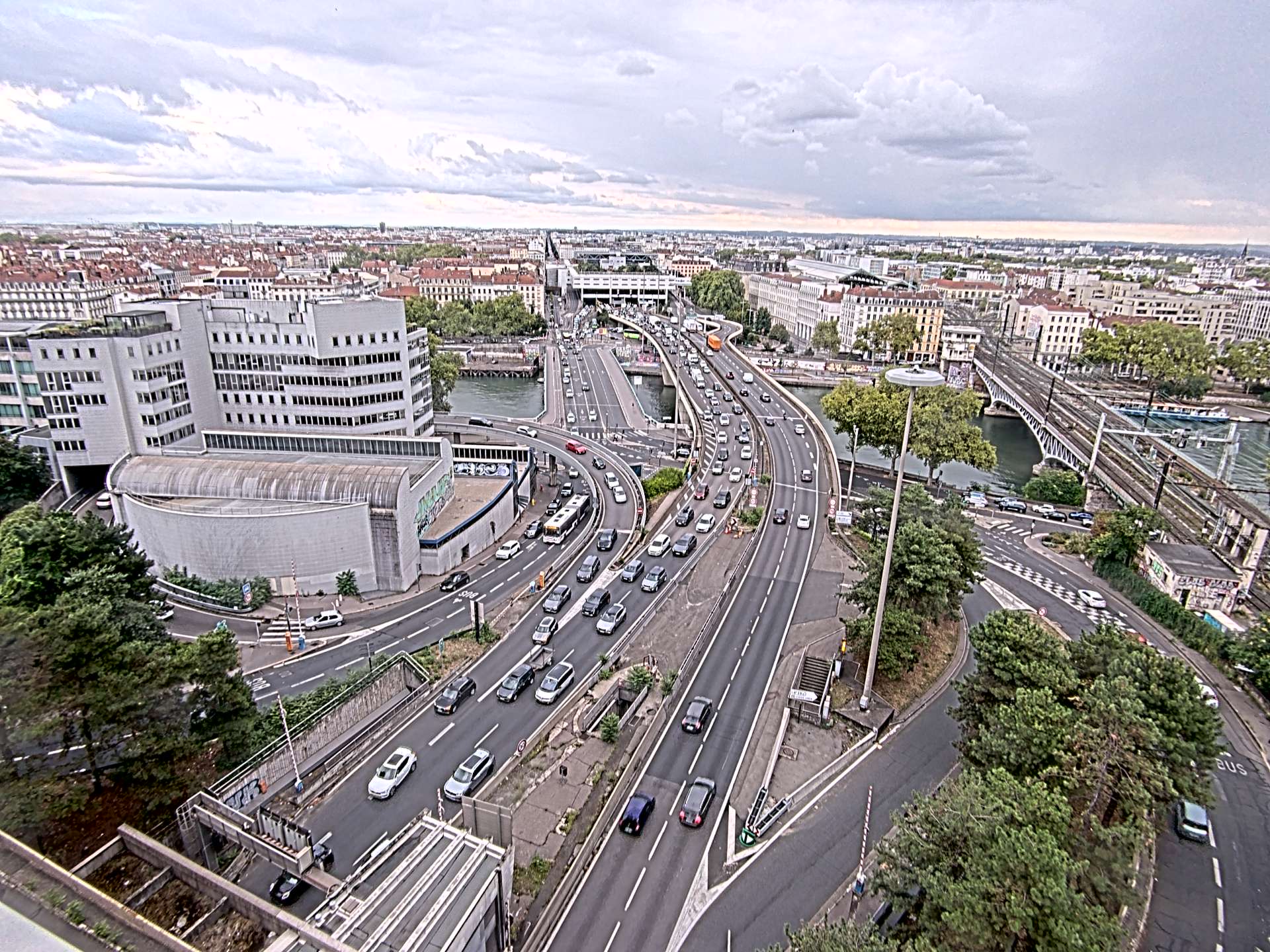 Caméra autoroute à Lyon Perrache à l'entrée Sud du Tunnel sous Fourvière, en direction de Marseille