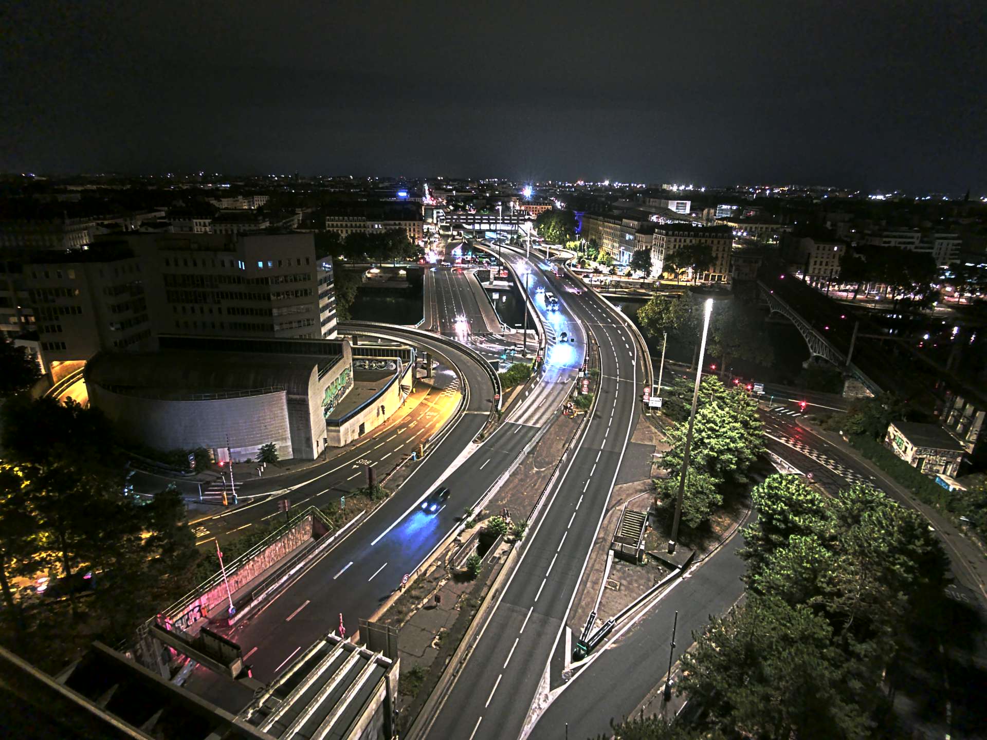 Caméra autoroute à Lyon Perrache à l'entrée Sud du Tunnel sous Fourvière, en direction de Marseille
