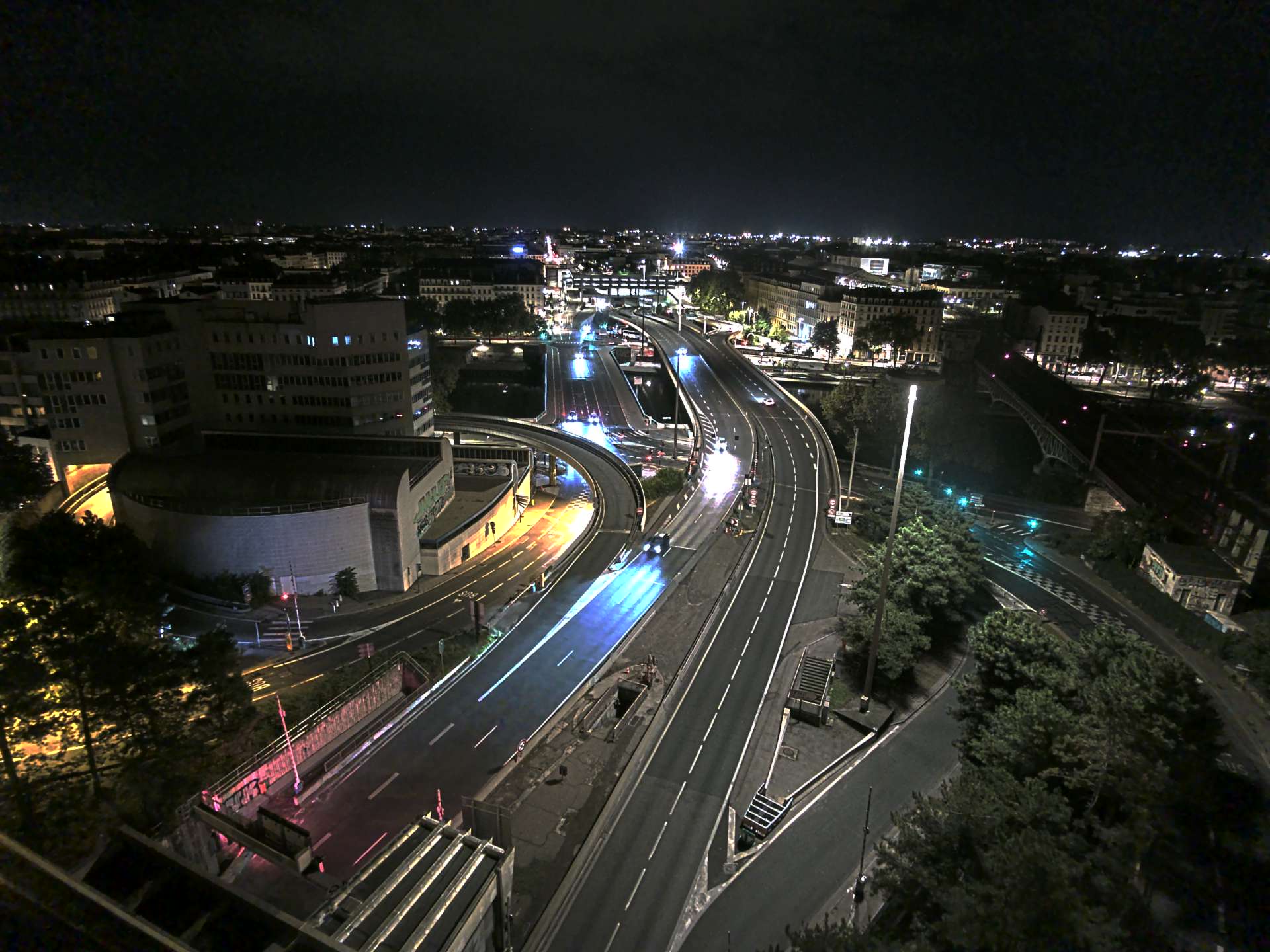 Caméra autoroute à Lyon Perrache à l'entrée Sud du Tunnel sous Fourvière, en direction de Marseille