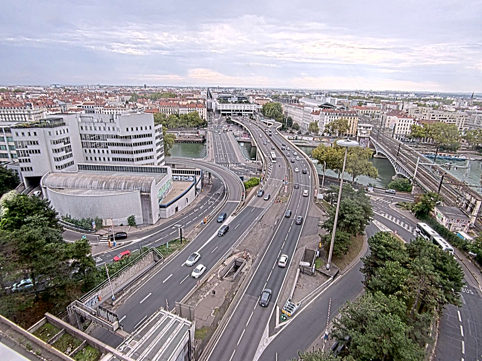 Caméra autoroute à Lyon Perrache à l'entrée Sud du Tunnel sous Fourvière, en direction de Marseille