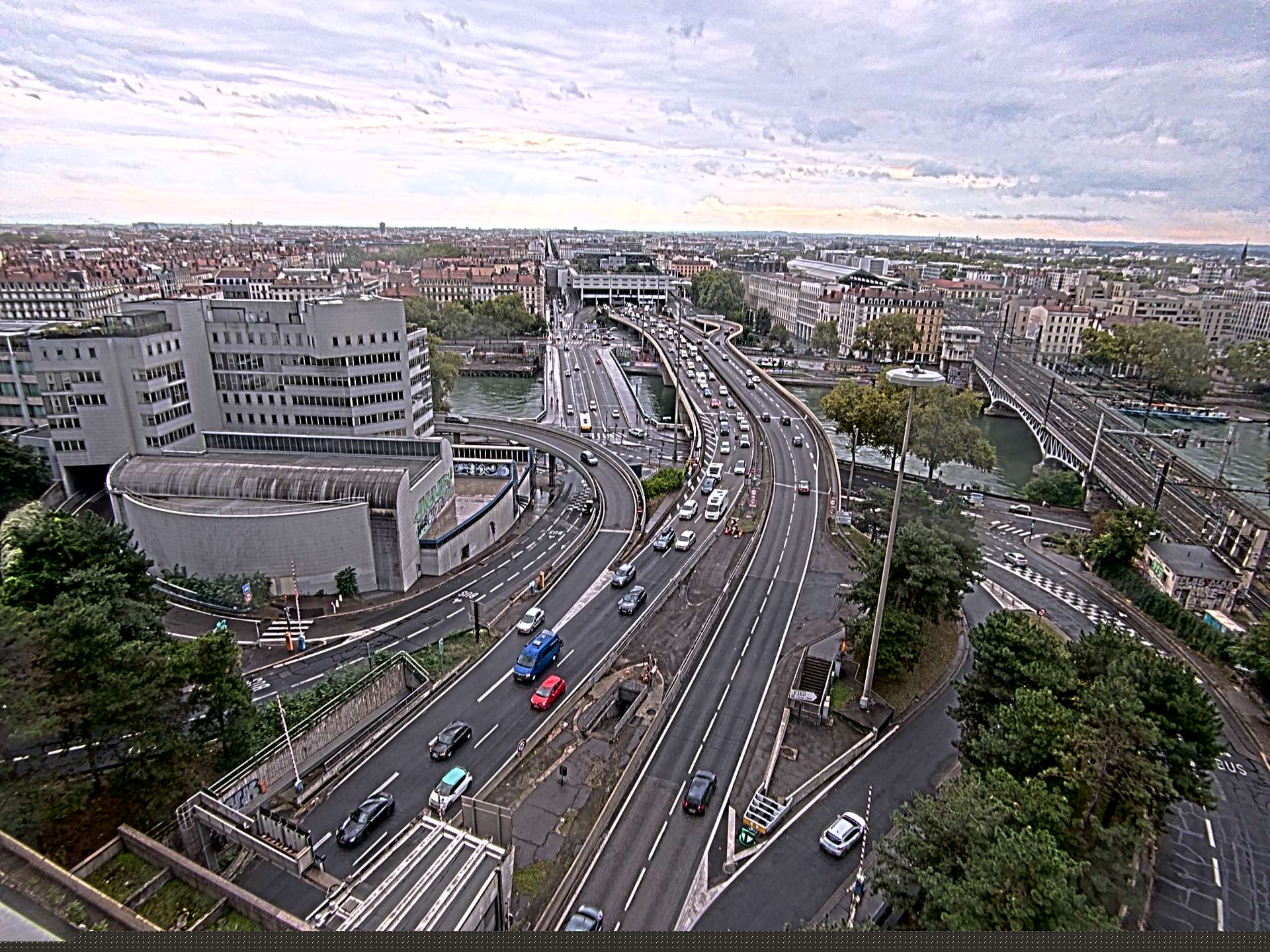 Caméra autoroute à Lyon Perrache à l'entrée Sud du Tunnel sous Fourvière, en direction de Marseille