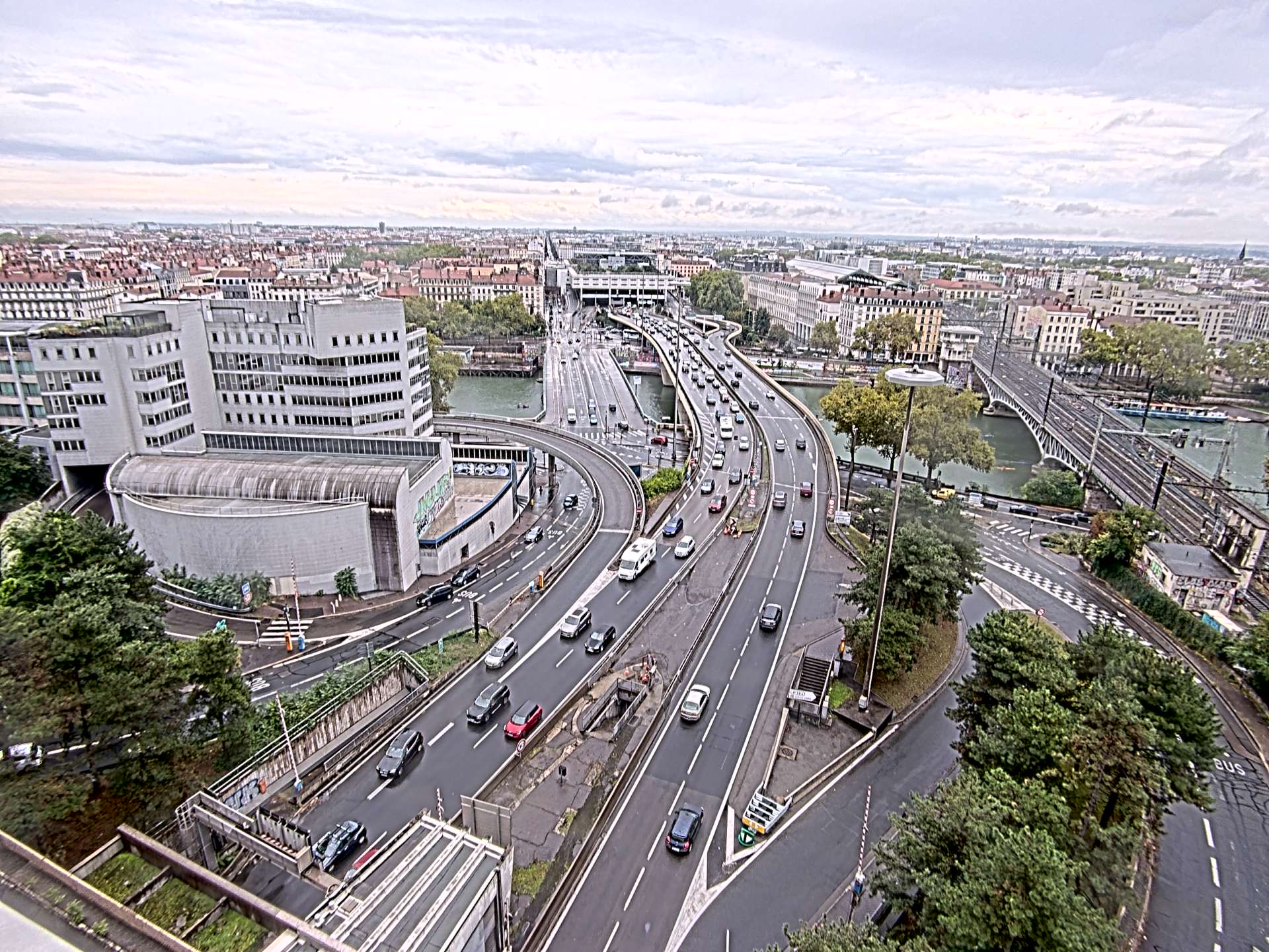 Caméra autoroute à Lyon Perrache à l'entrée Sud du Tunnel sous Fourvière, en direction de Marseille
