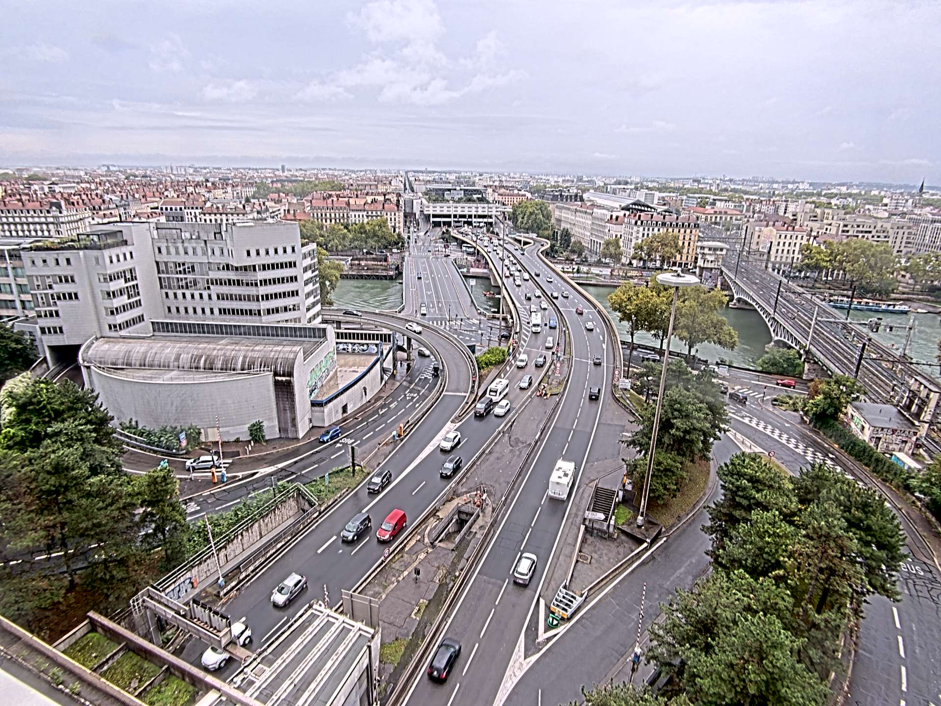 Caméra autoroute à Lyon Perrache à l'entrée Sud du Tunnel sous Fourvière, en direction de Marseille