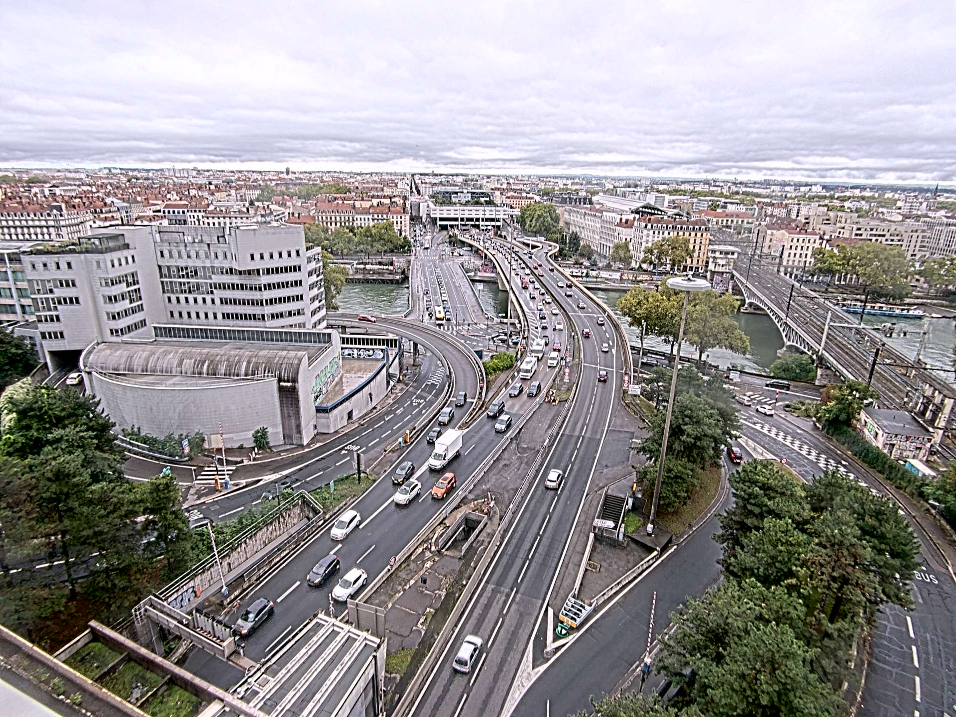 Caméra autoroute à Lyon Perrache à l'entrée Sud du Tunnel sous Fourvière, en direction de Marseille