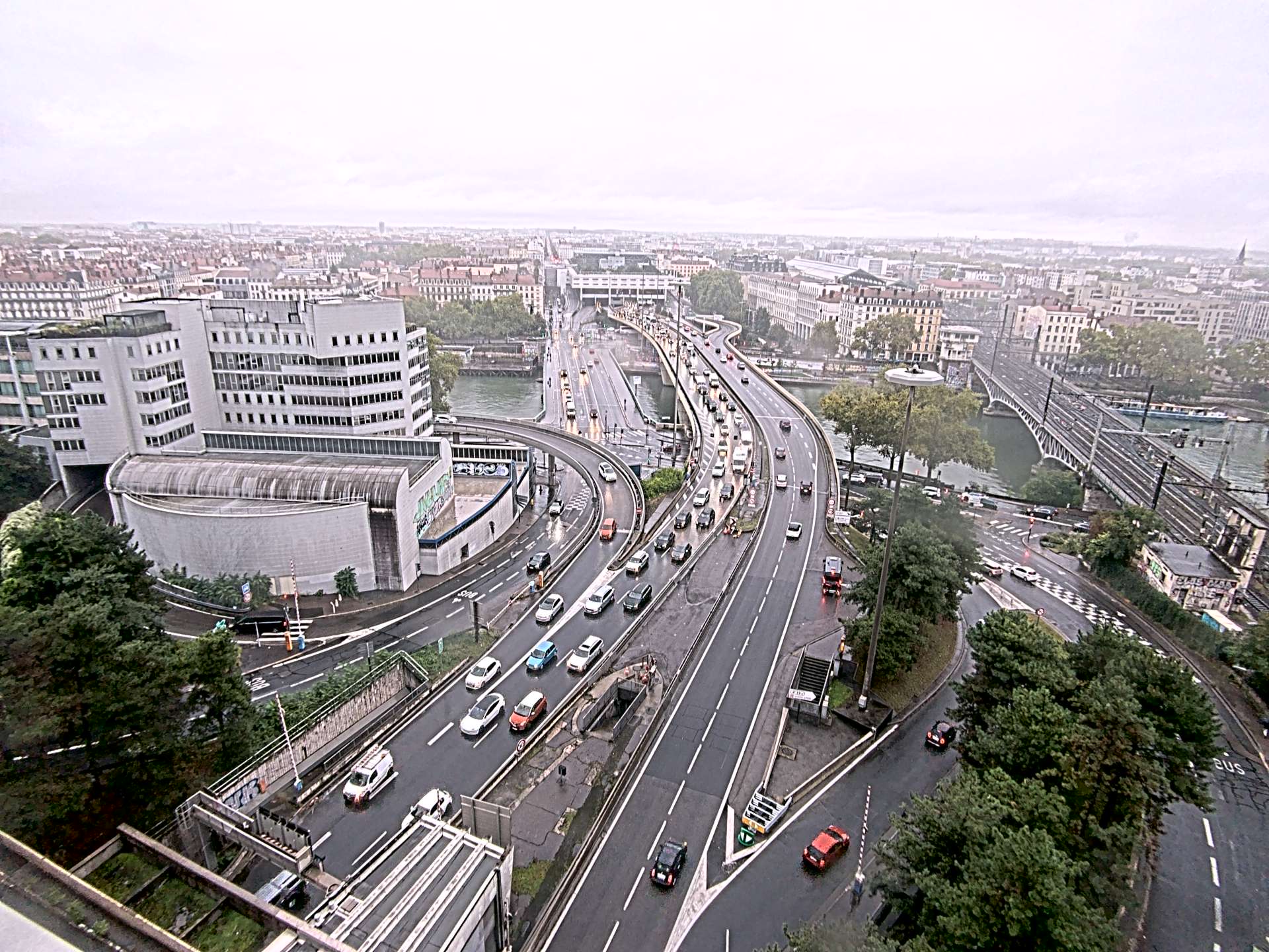 Caméra autoroute à Lyon Perrache à l'entrée Sud du Tunnel sous Fourvière, en direction de Marseille