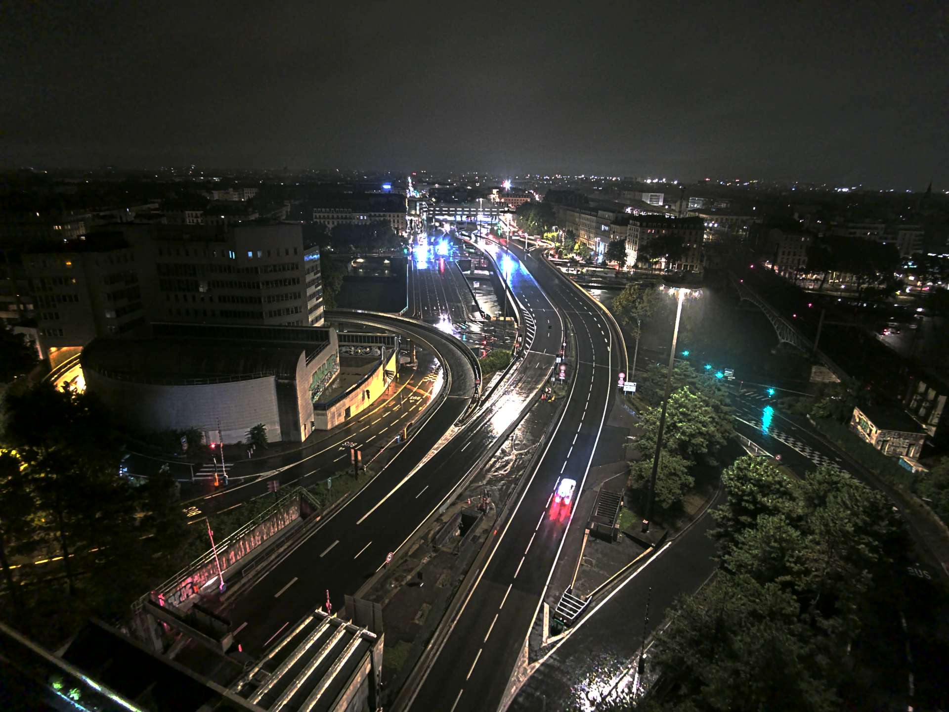 Caméra autoroute à Lyon Perrache à l'entrée Sud du Tunnel sous Fourvière, en direction de Marseille