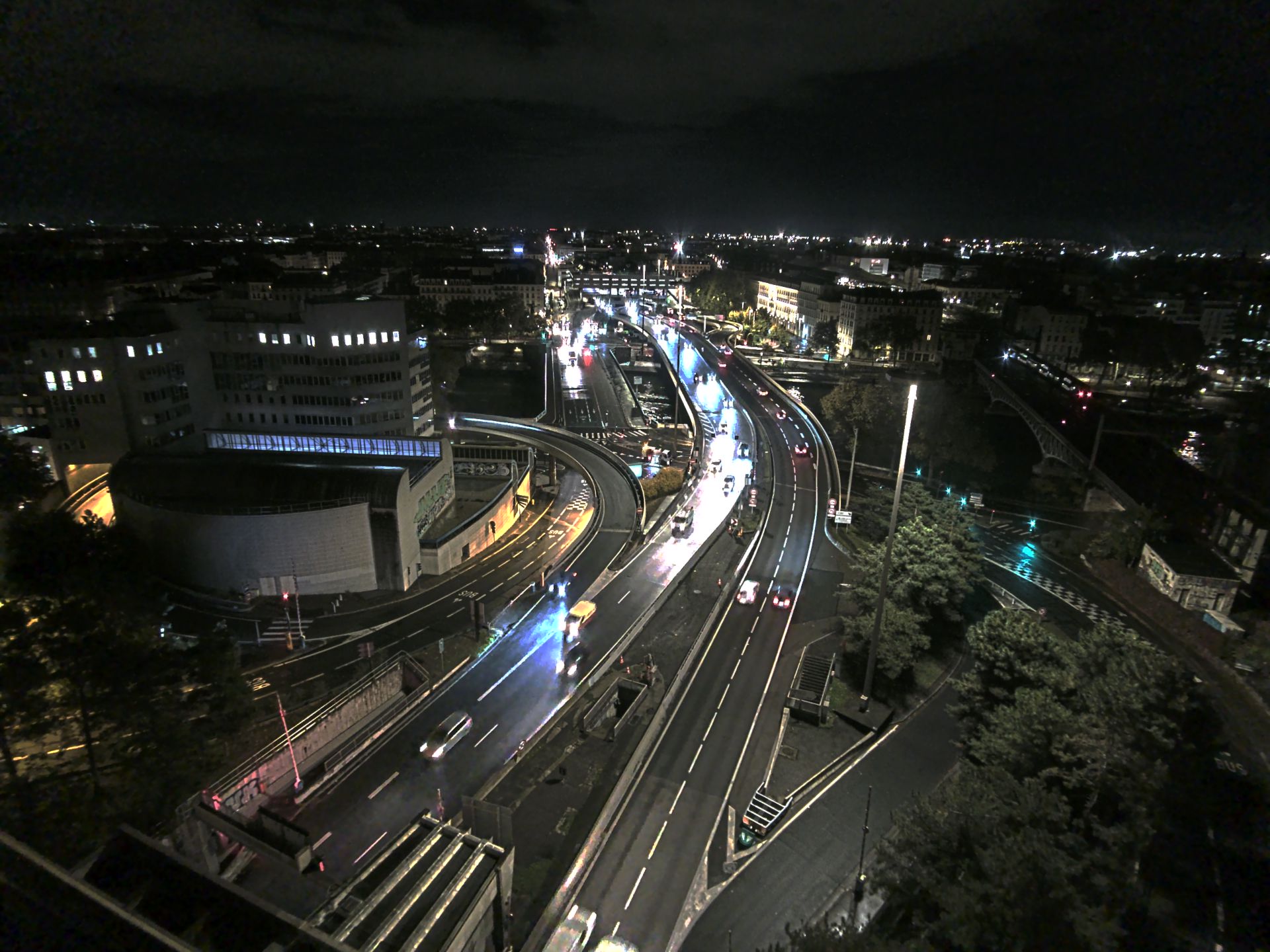 Caméra autoroute à Lyon Perrache à l'entrée Sud du Tunnel sous Fourvière, en direction de Marseille