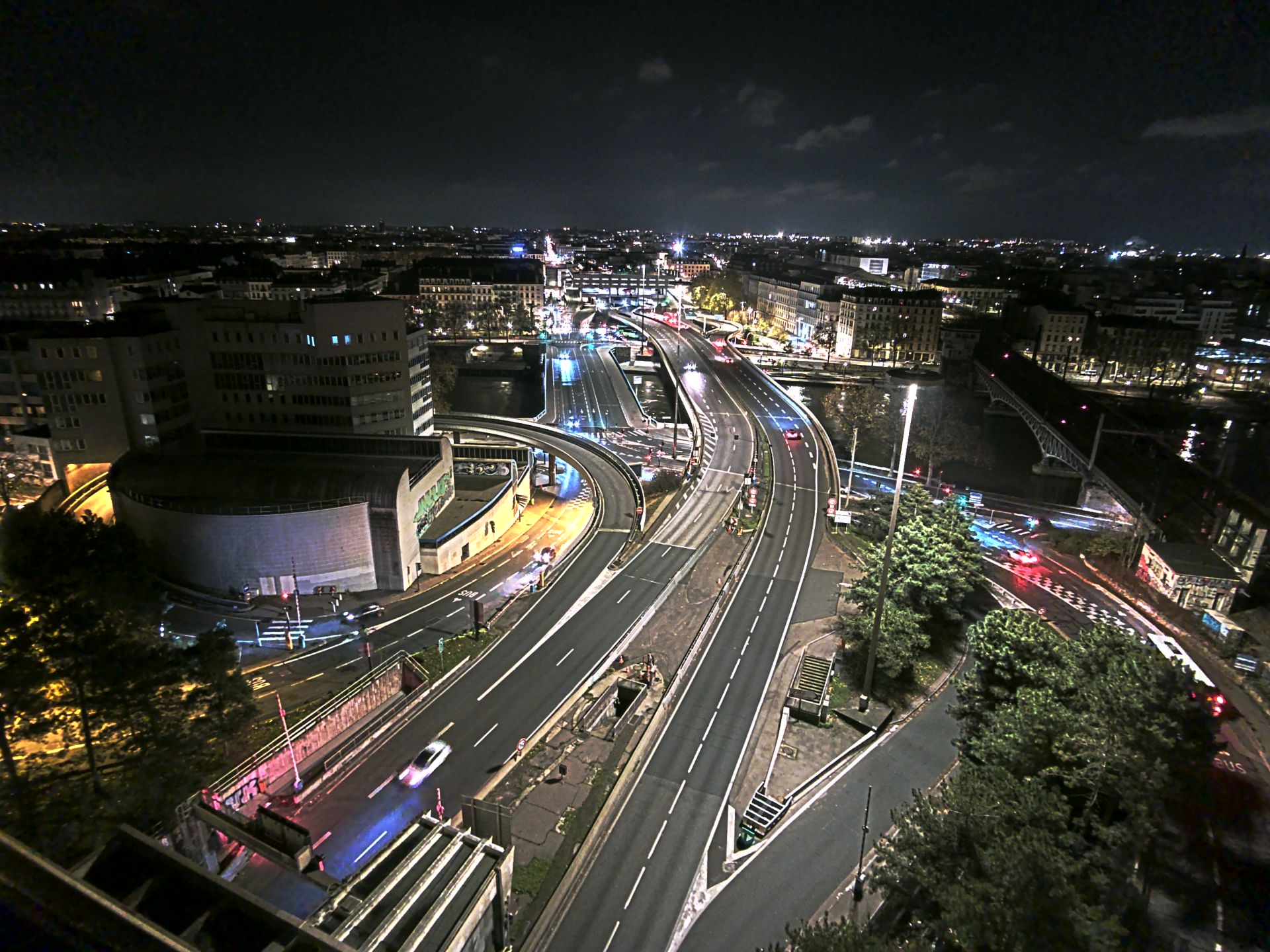 Caméra autoroute à Lyon Perrache à l'entrée Sud du Tunnel sous Fourvière, en direction de Marseille