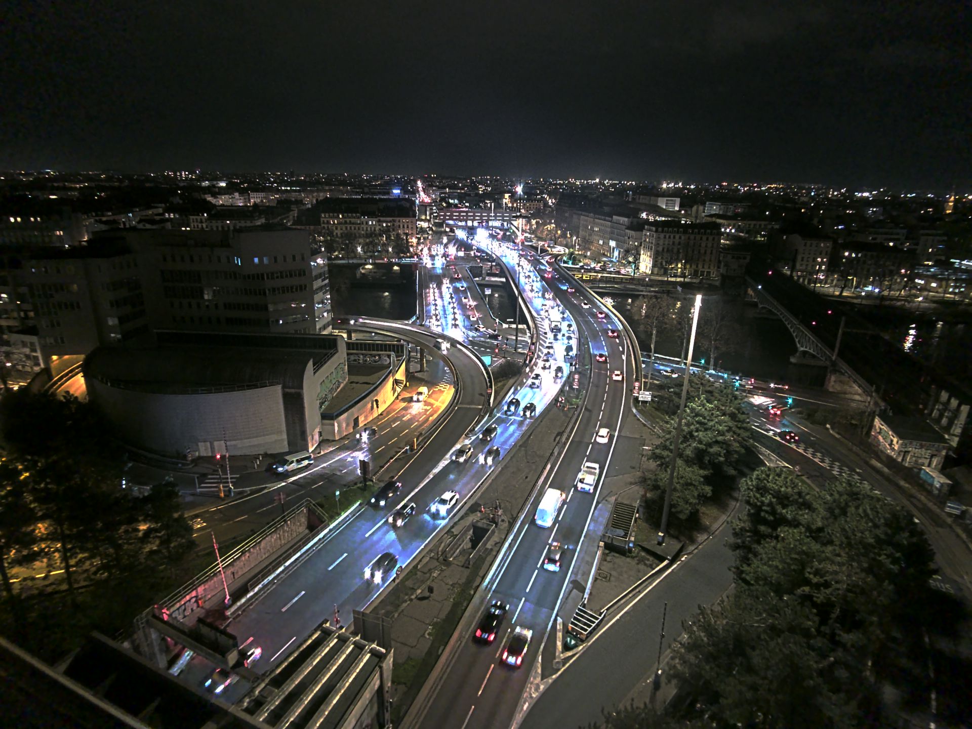 Caméra autoroute à Lyon Perrache à l'entrée Sud du Tunnel sous Fourvière, en direction de Marseille