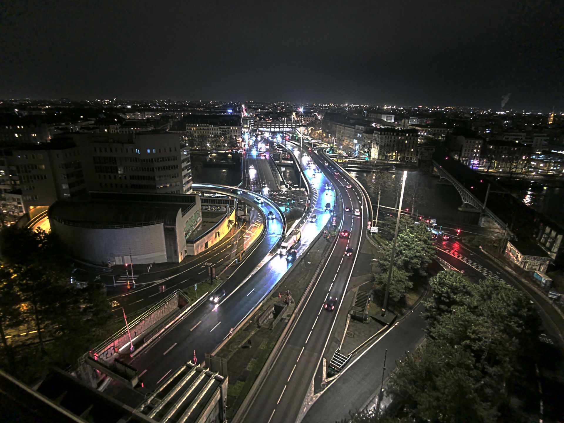 Caméra autoroute à Lyon Perrache à l'entrée Sud du Tunnel sous Fourvière, en direction de Marseille