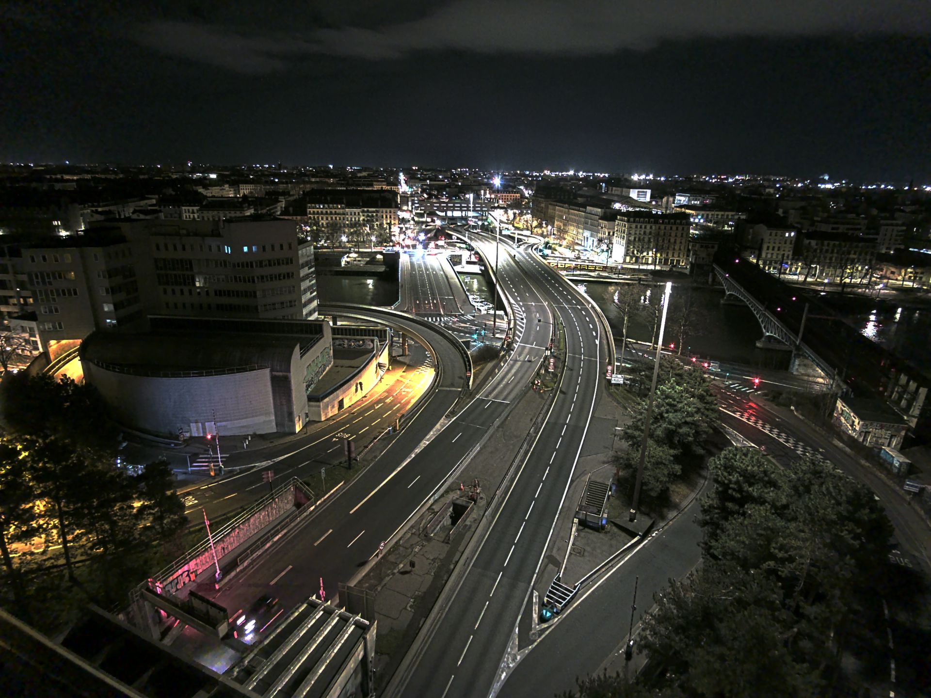 Caméra autoroute à Lyon Perrache à l'entrée Sud du Tunnel sous Fourvière, en direction de Marseille