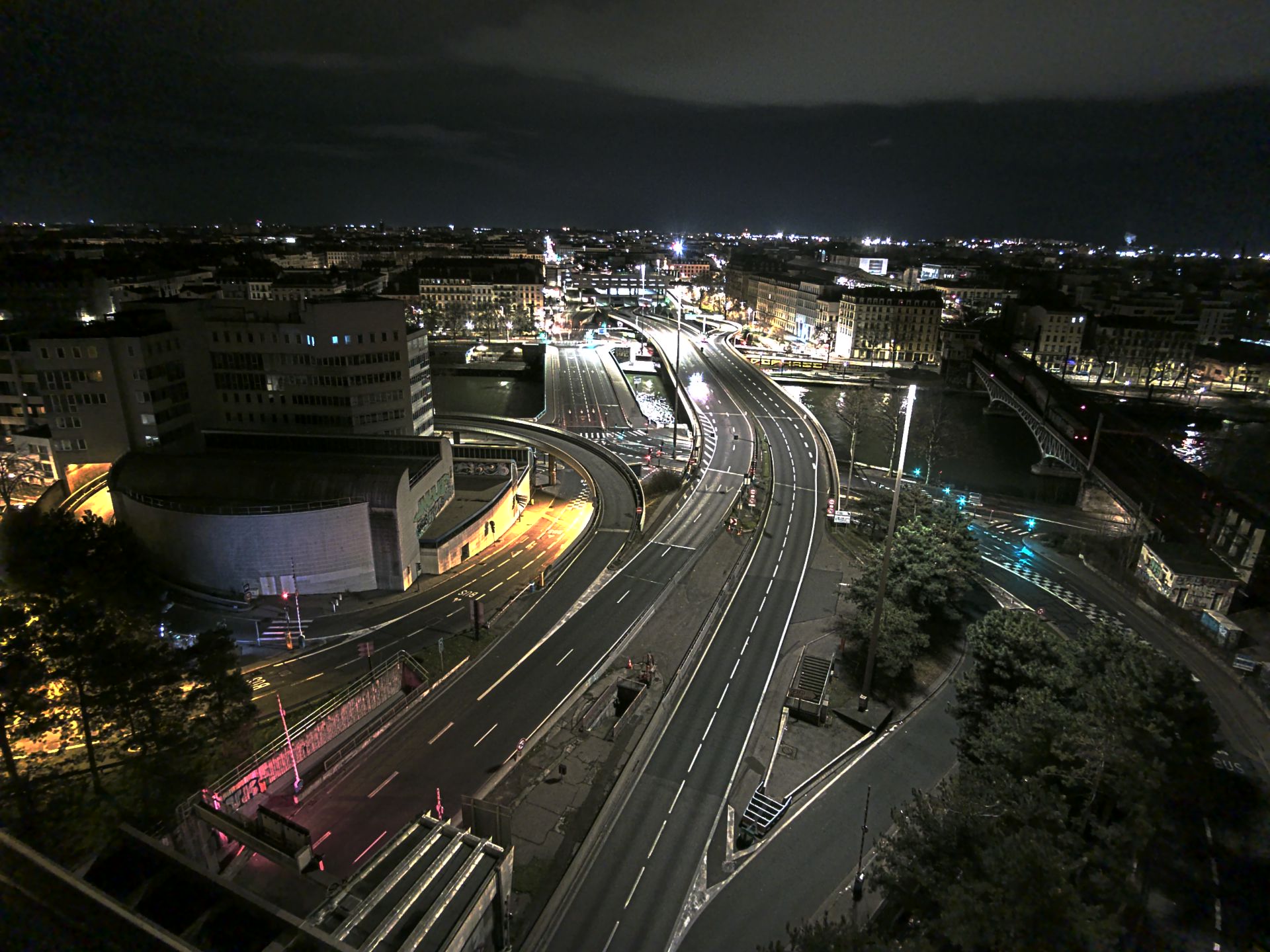 Caméra autoroute à Lyon Perrache à l'entrée Sud du Tunnel sous Fourvière, en direction de Marseille