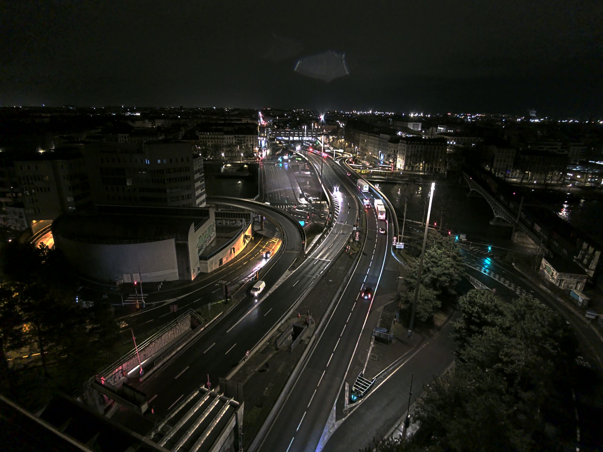 Caméra autoroute à Lyon Perrache à l'entrée Sud du Tunnel sous Fourvière, en direction de Marseille