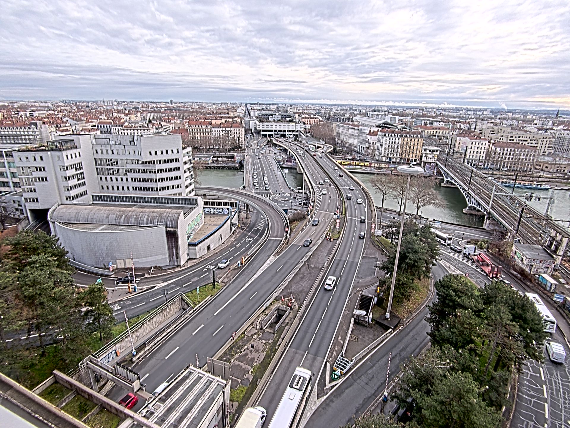 Caméra autoroute à Lyon Perrache à l'entrée Sud du Tunnel sous Fourvière, en direction de Marseille