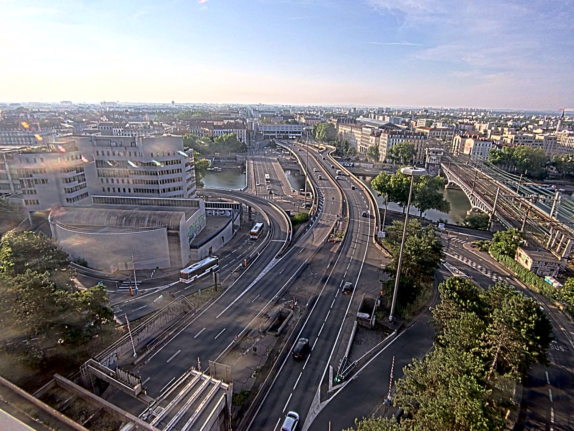 Caméra autoroute à Lyon Perrache à l'entrée Sud du Tunnel sous Fourvière, en direction de Marseille