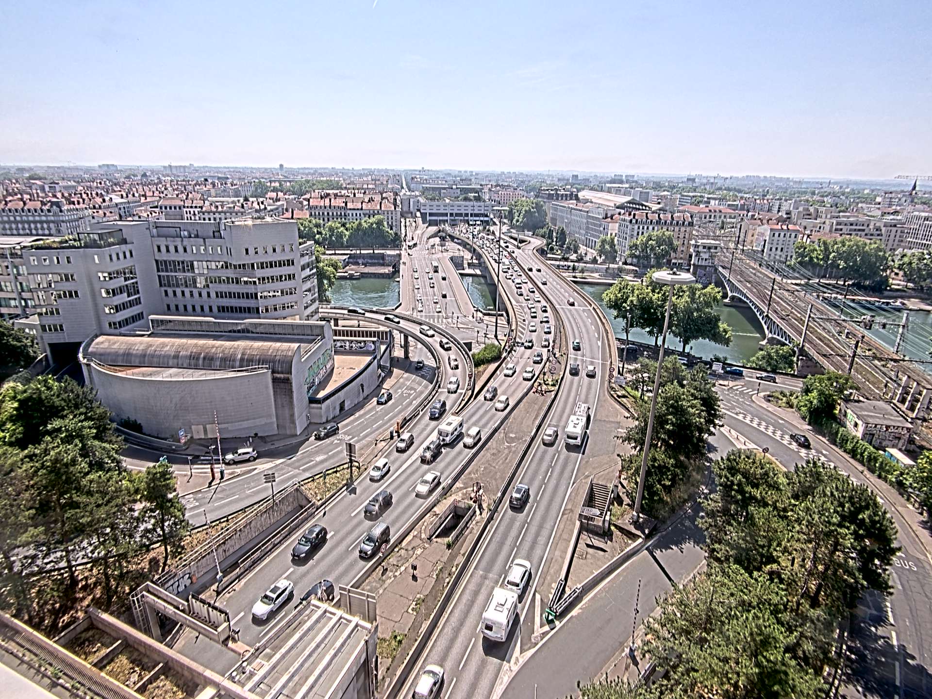 Caméra autoroute à Lyon Perrache à l'entrée Sud du Tunnel sous Fourvière, en direction de Marseille