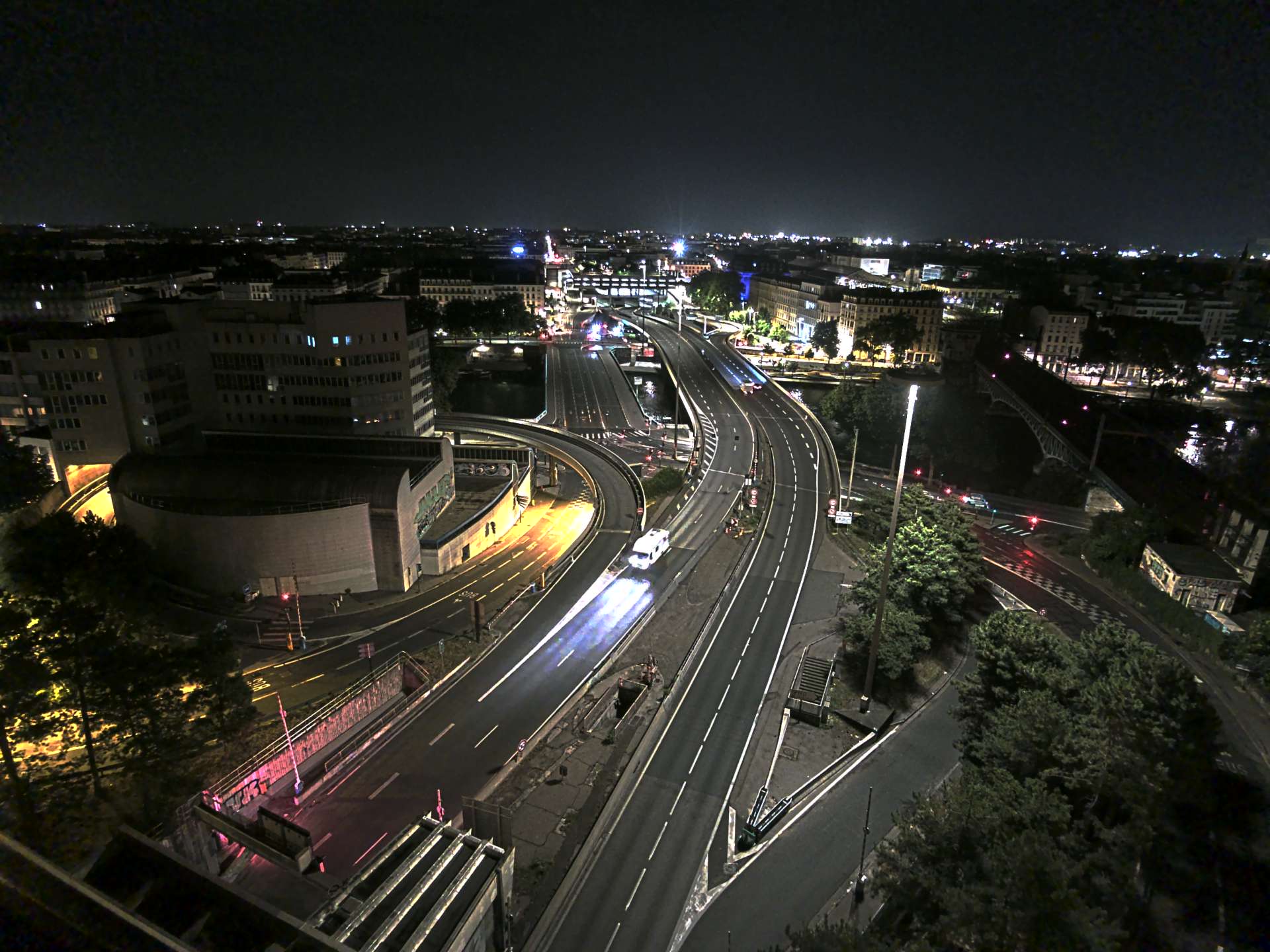 Caméra autoroute à Lyon Perrache à l'entrée Sud du Tunnel sous Fourvière, en direction de Marseille
